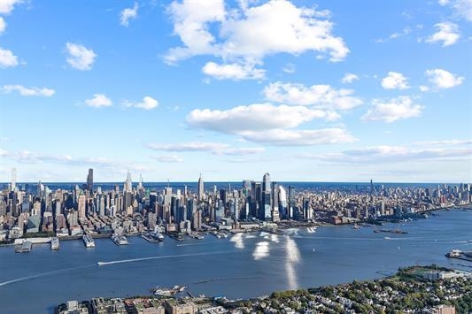 433 CENTRAL AVE Unit: Penthouse 4