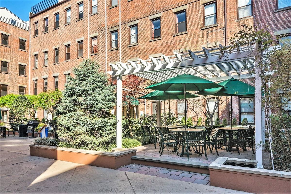 341 MONMOUTH ST Unit: 104-D
