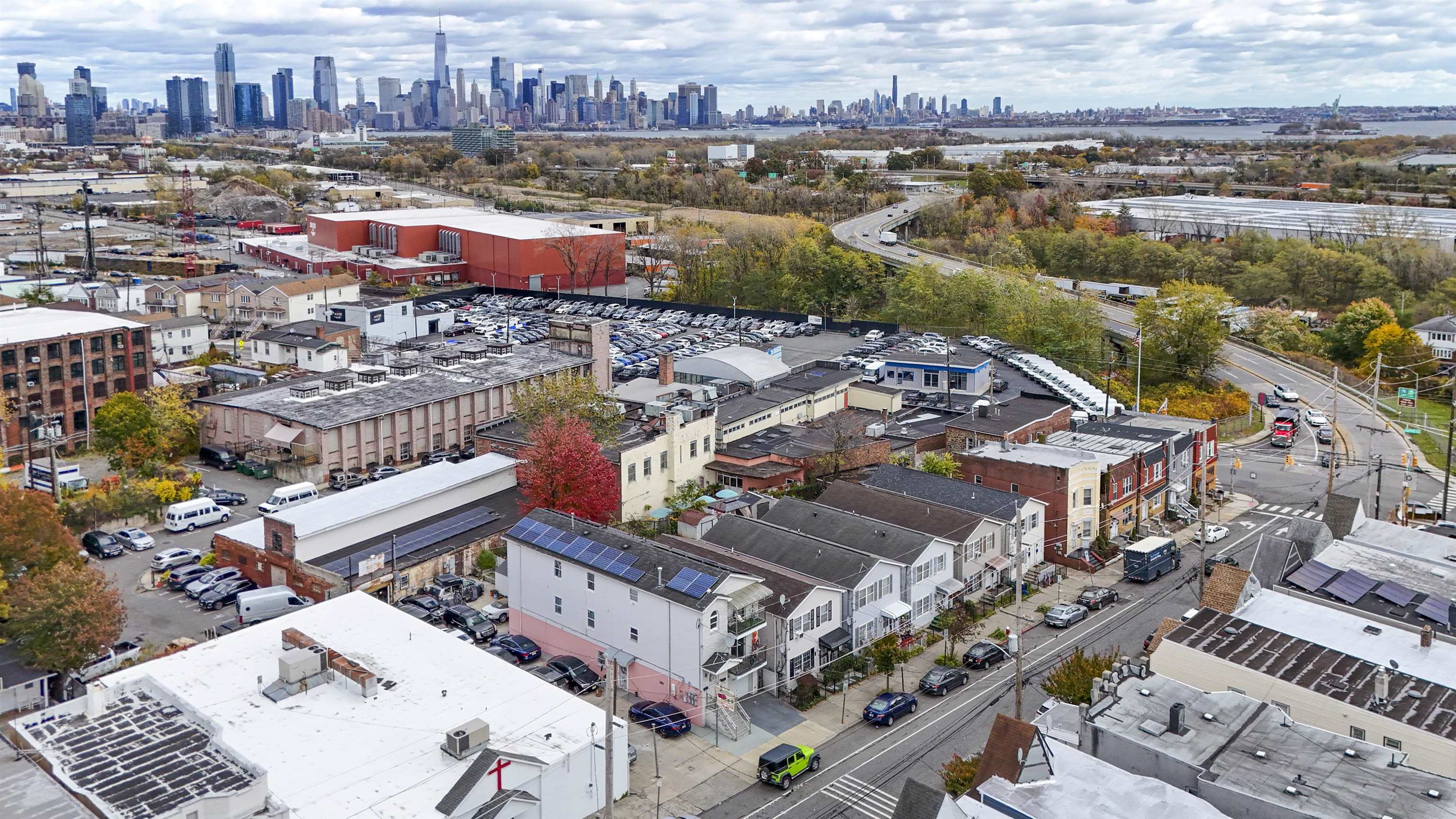 23 BAYVIEW AVE Unit: 1