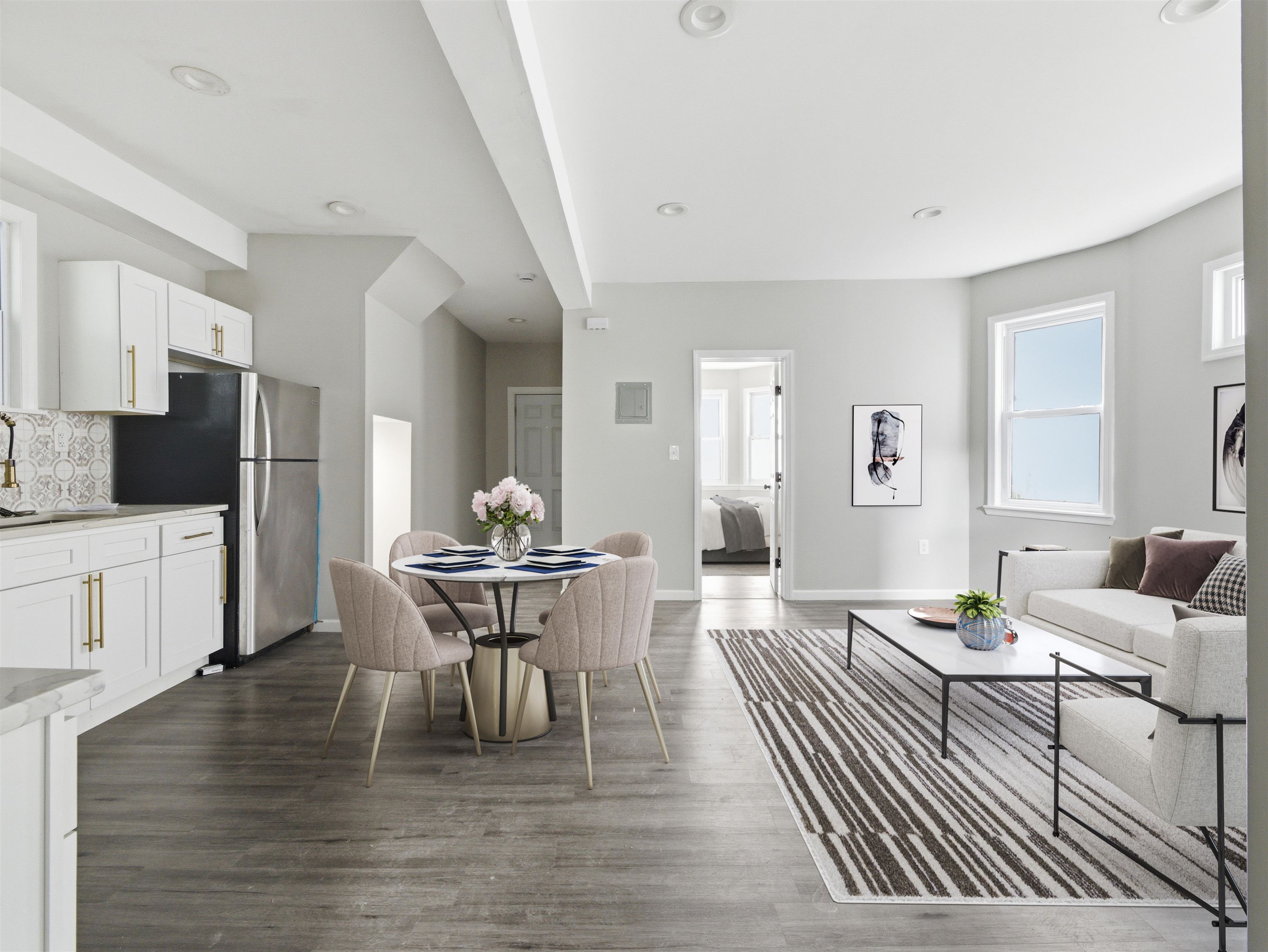 23 BAYVIEW AVE Unit: 1