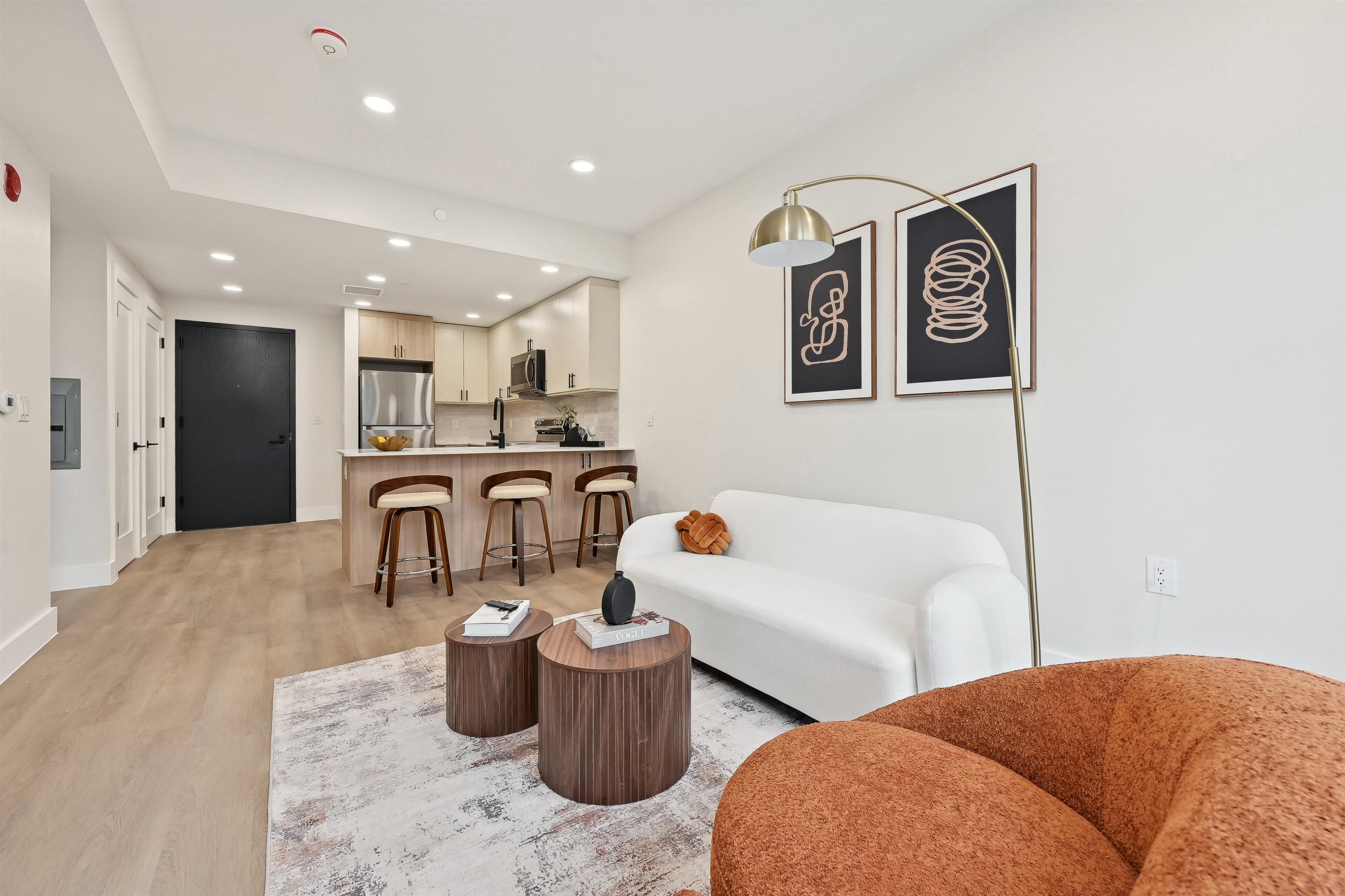 161 VAN WAGENEN AVE Unit: 1205