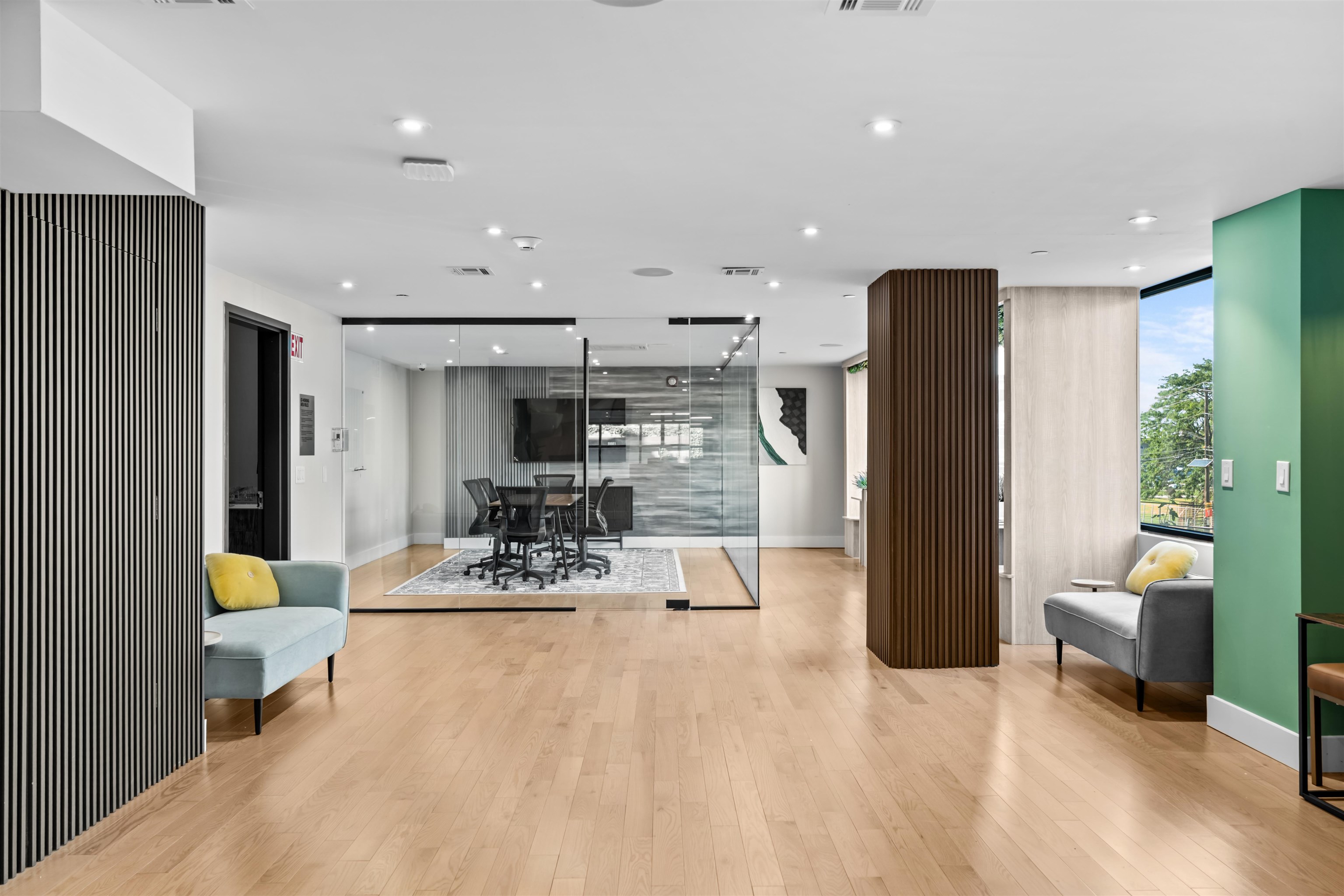 161 VAN WAGENEN AVE Unit: 1205