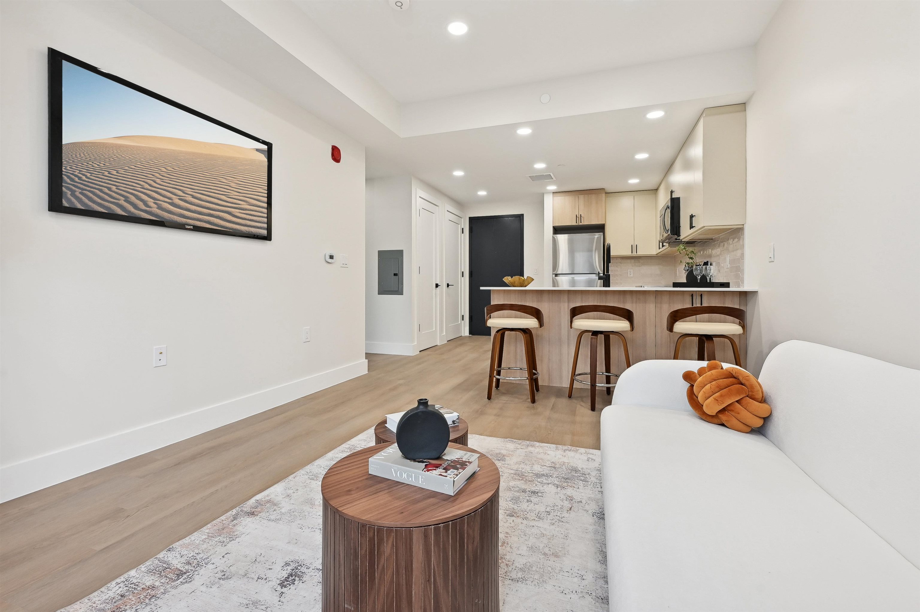 161 VAN WAGENEN AVE Unit: 1205