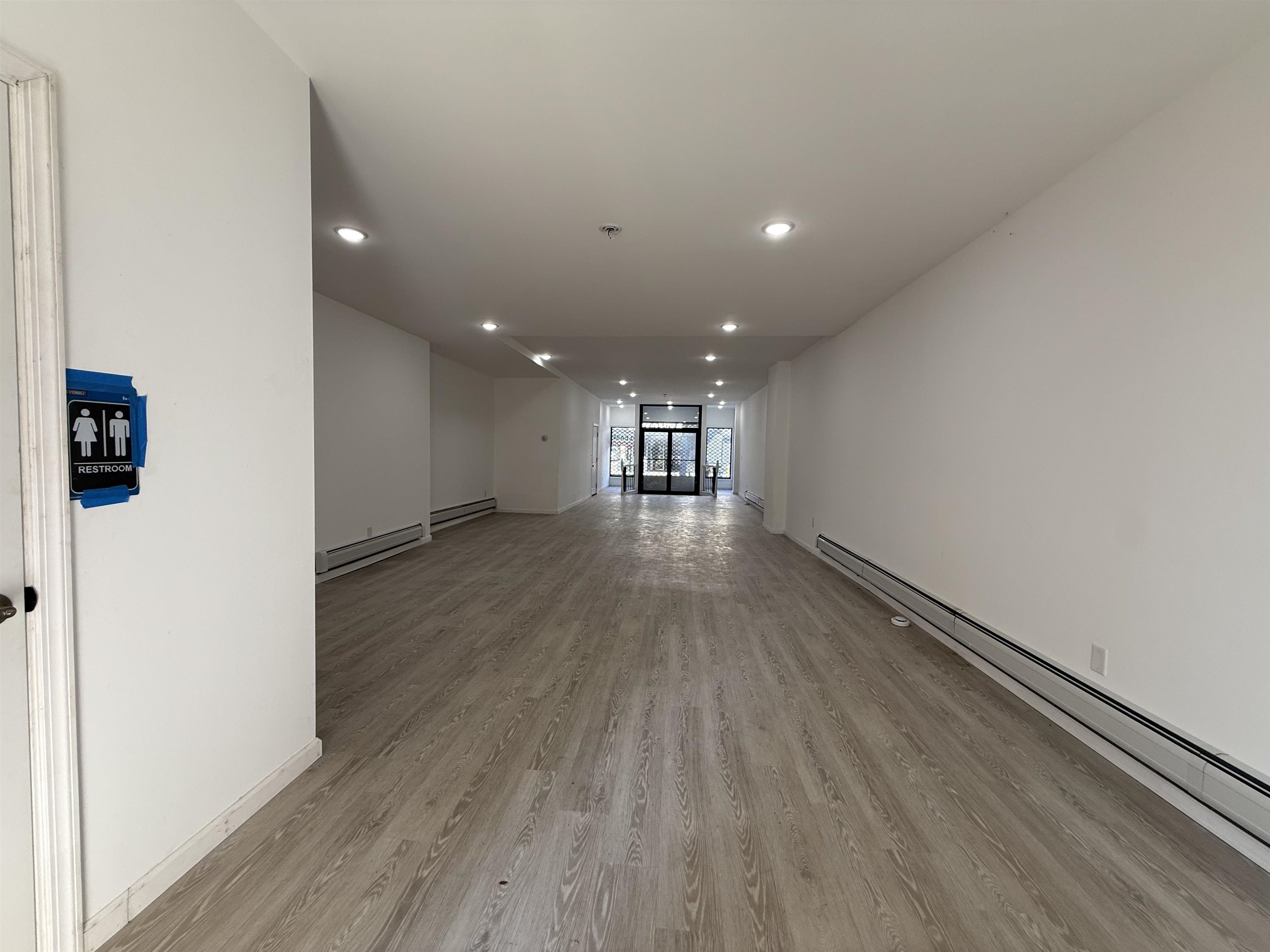 138 MONTICELLO AVE