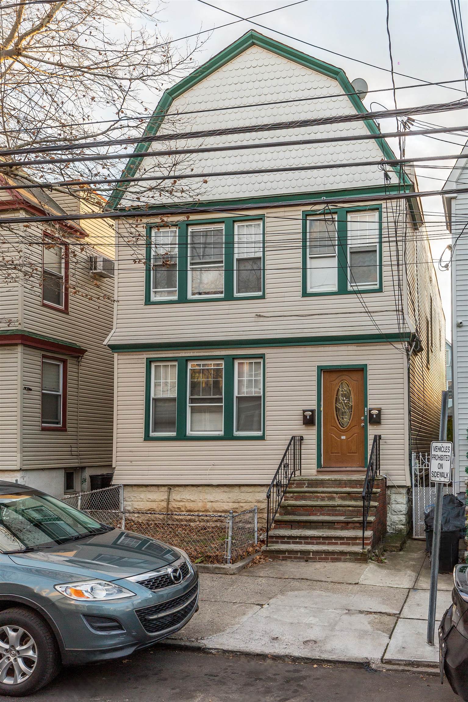 231 GRANT AVE