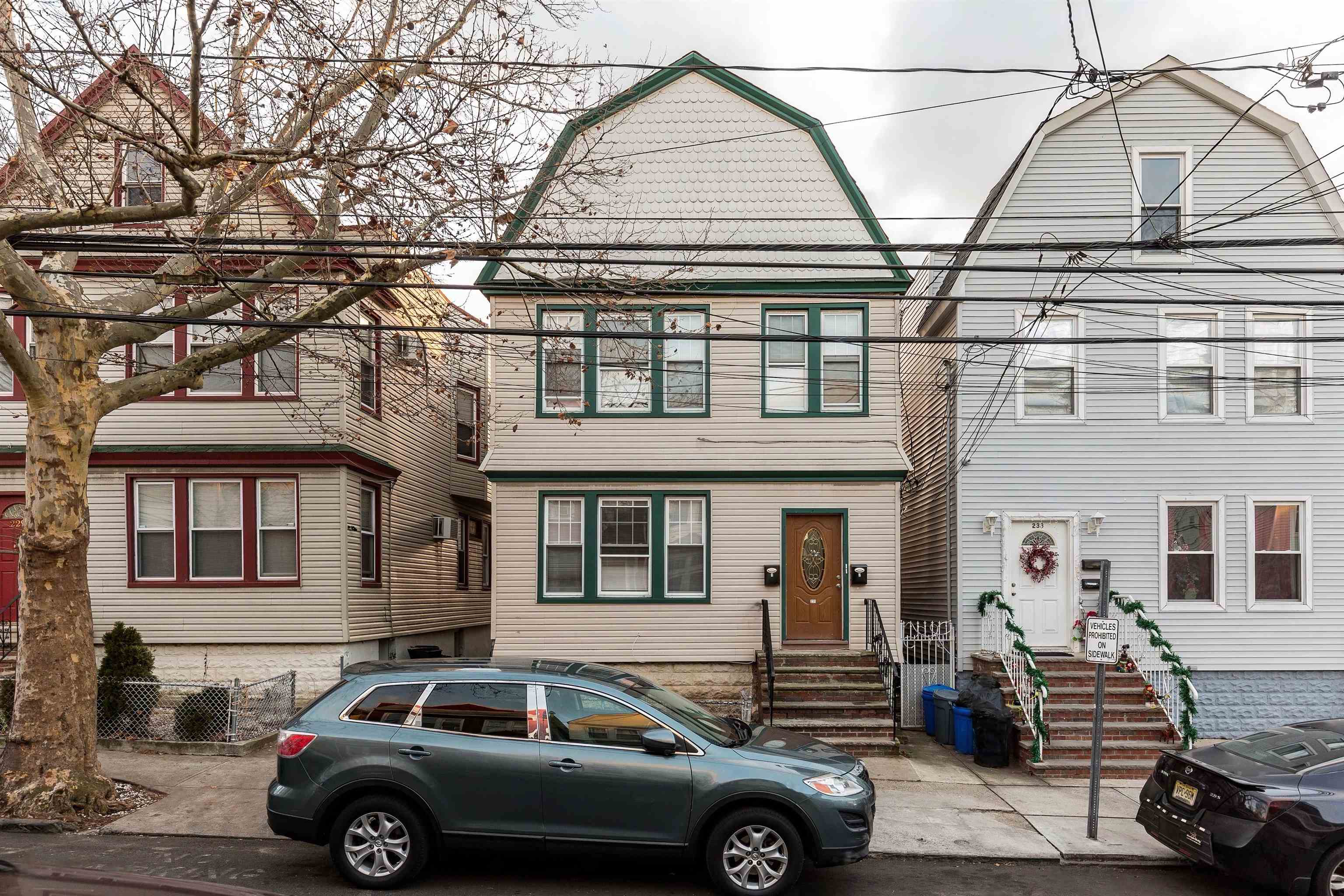 231 GRANT AVE