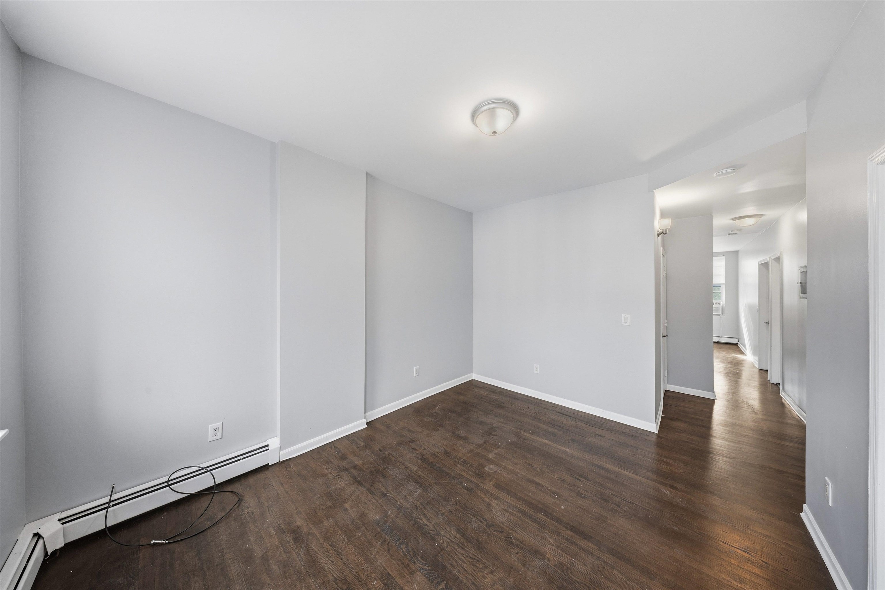 303 3RD ST Unit: 3