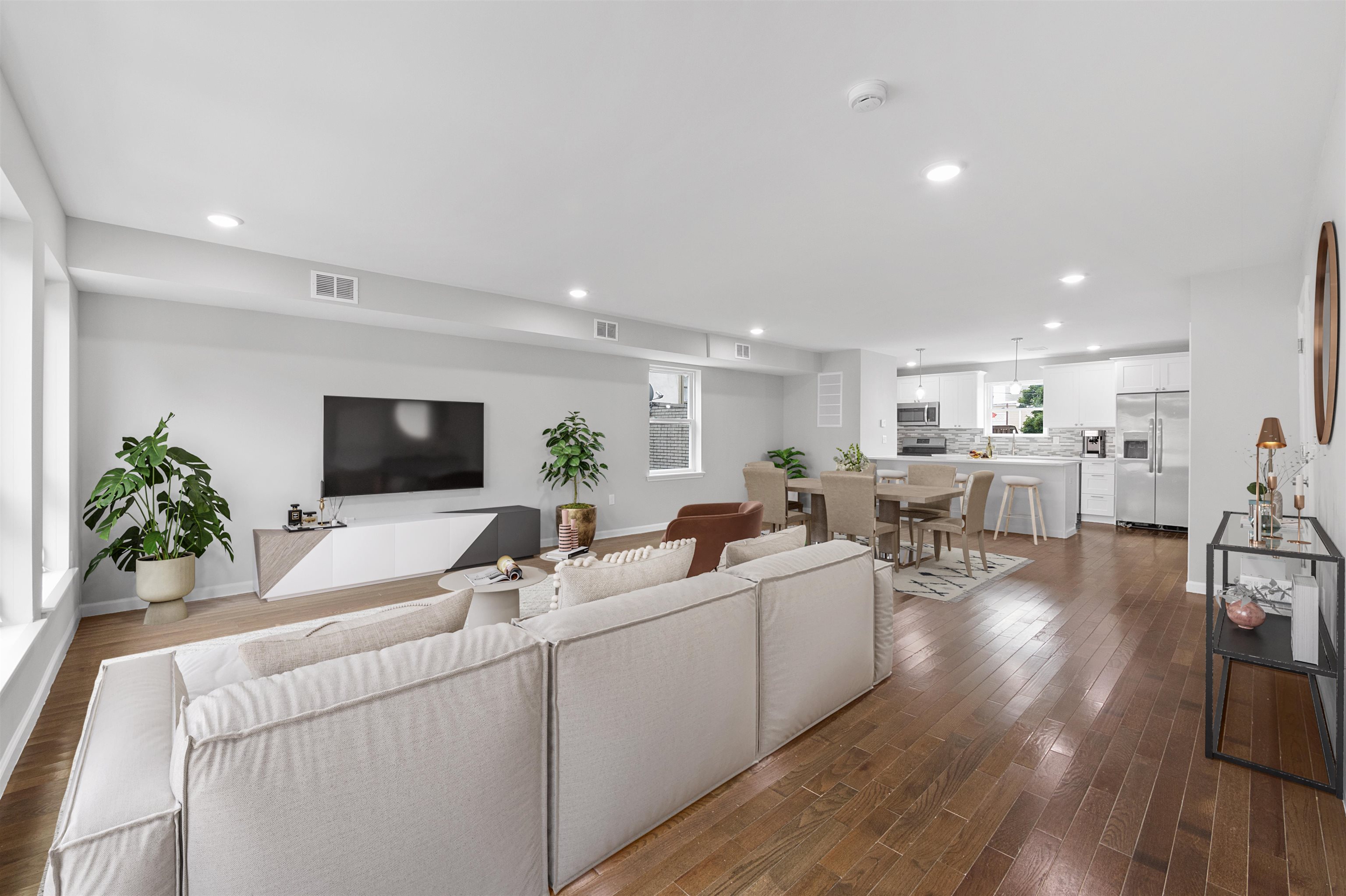 45 FRANKLIN ST Unit: #2