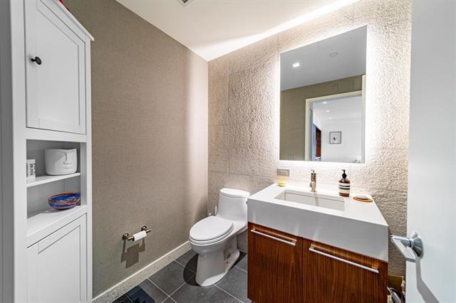 75 PARK LANE SOUTH Unit: A-406