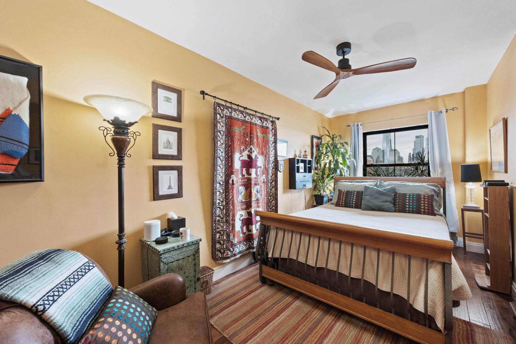 1 GREENE ST Unit: 704