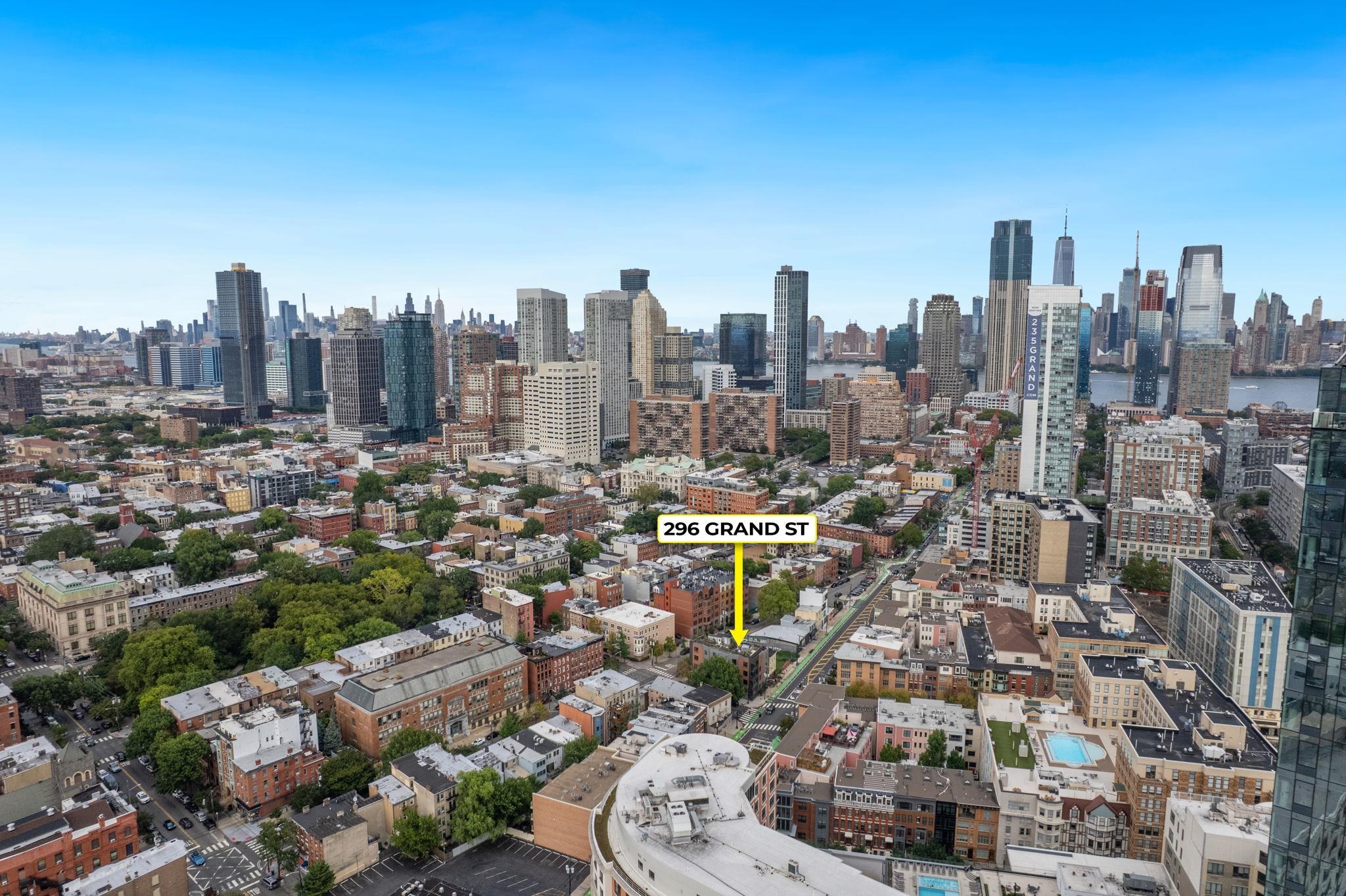 296 GRAND ST Unit: 1A