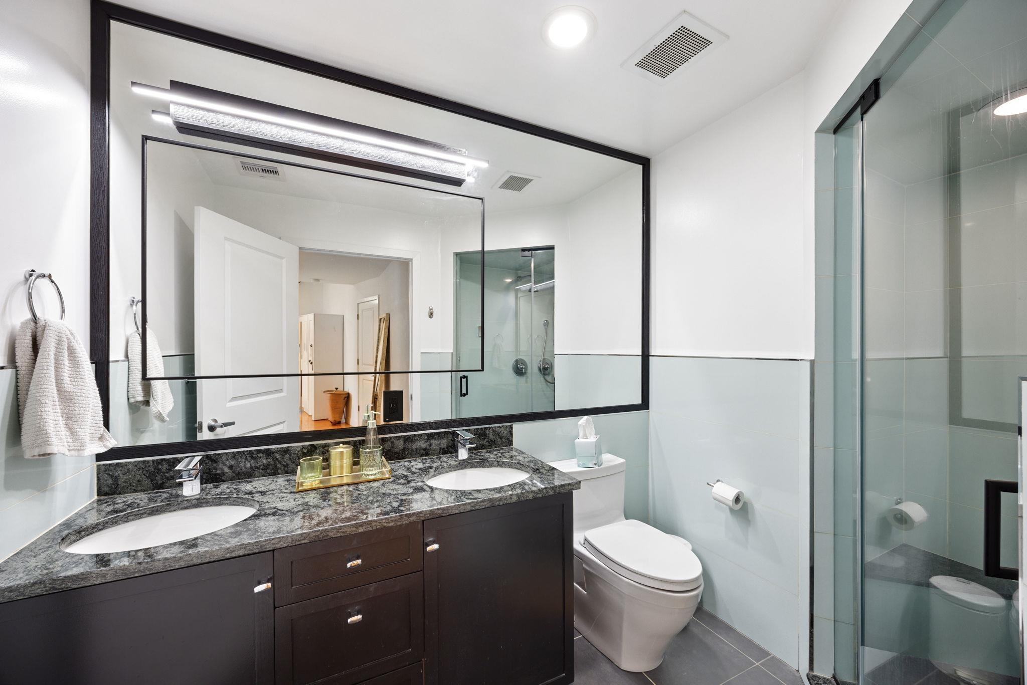 296 GRAND ST Unit: 1A