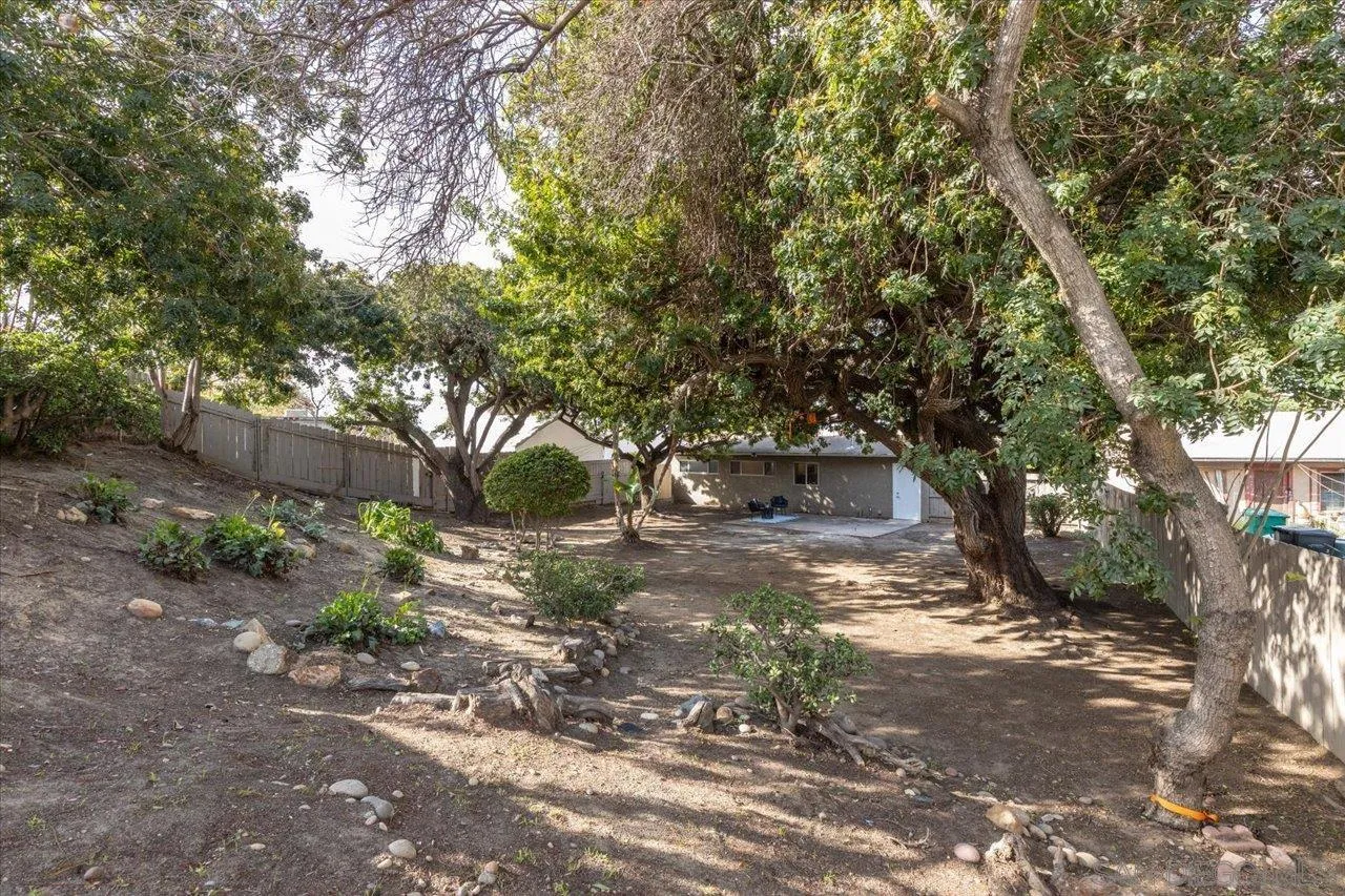 725 Rytko St