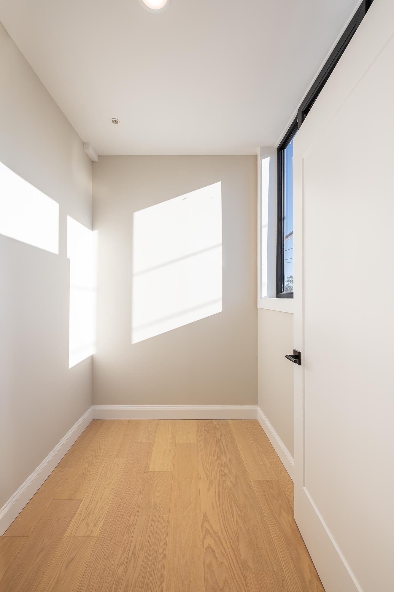 10 SOUTH ST Unit: 201