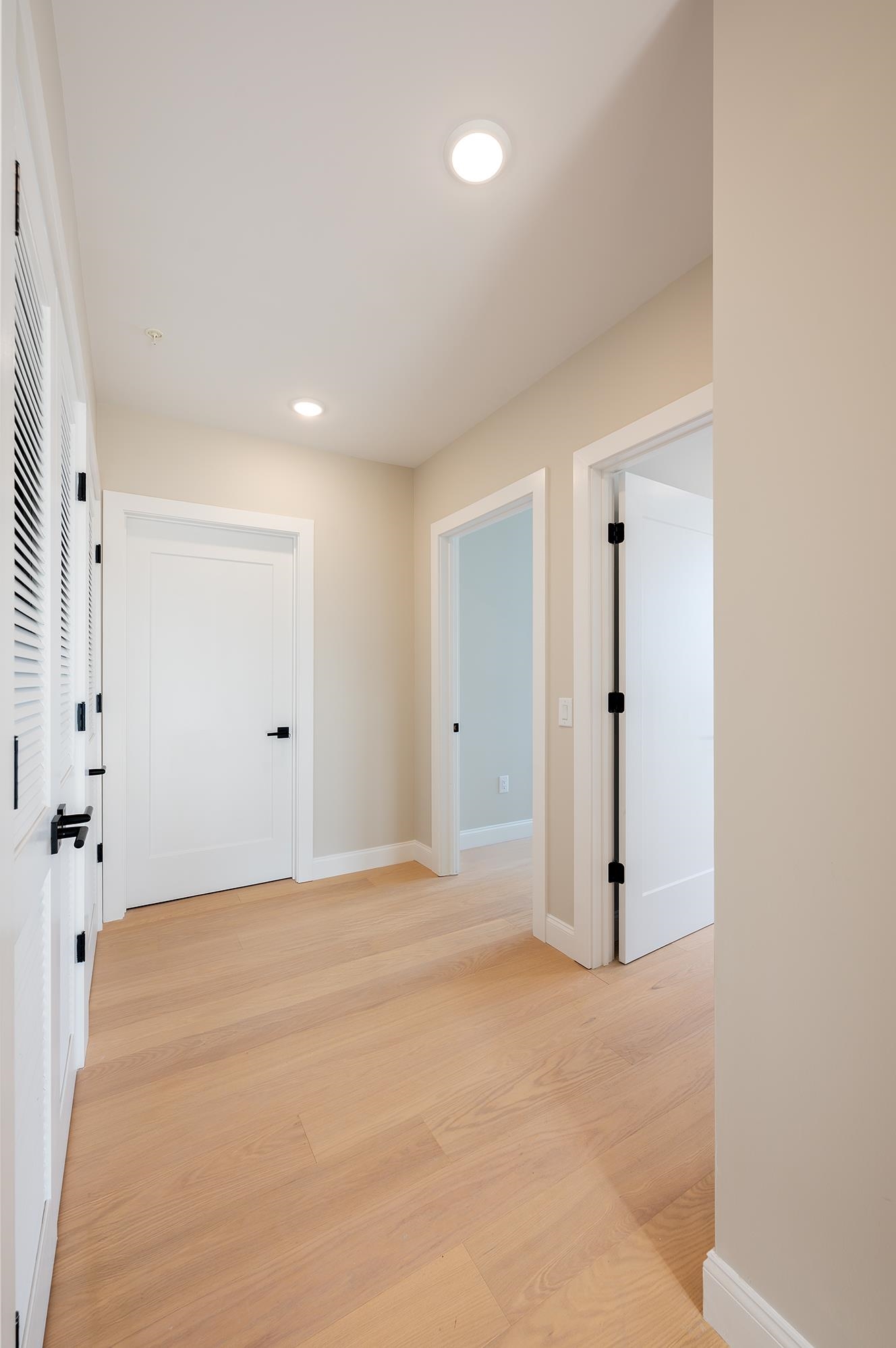 10 SOUTH ST Unit: 201
