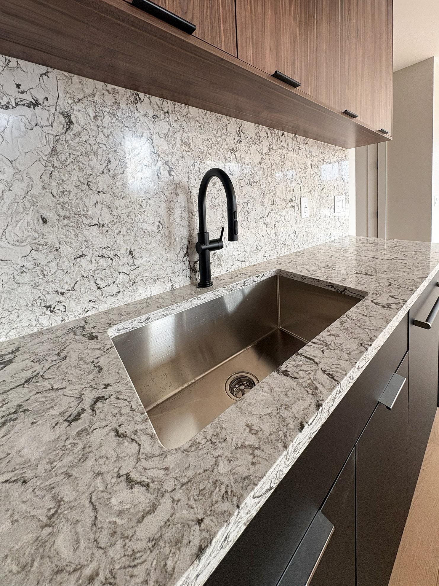 10 SOUTH ST Unit: 201