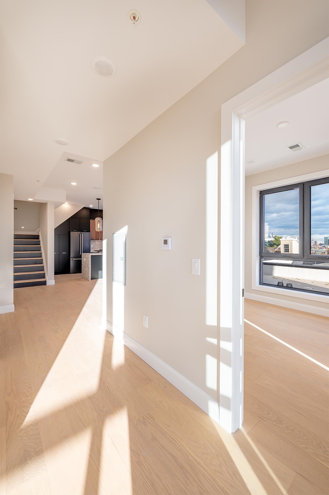 10 SOUTH ST Unit: 201
