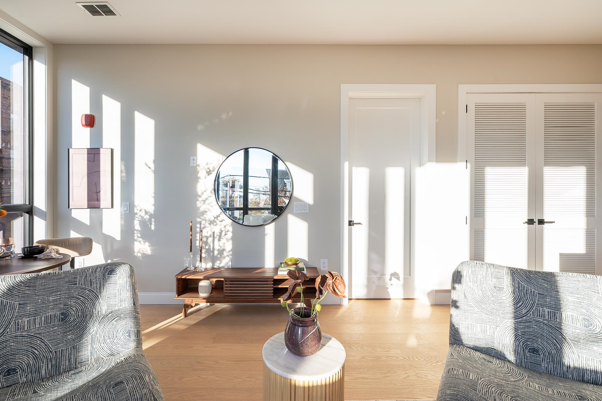 10 SOUTH ST Unit: 201