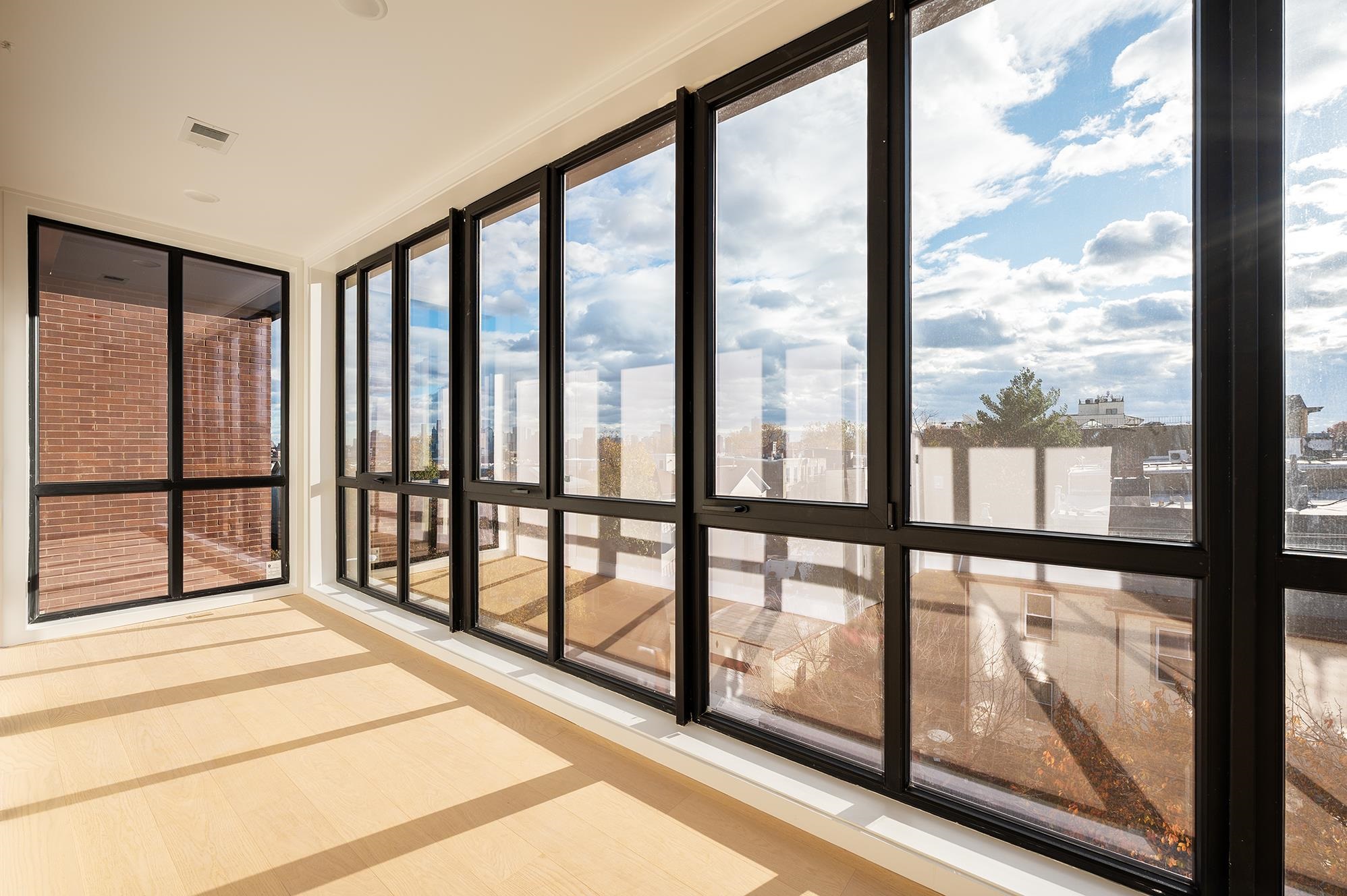 10 SOUTH ST Unit: 201