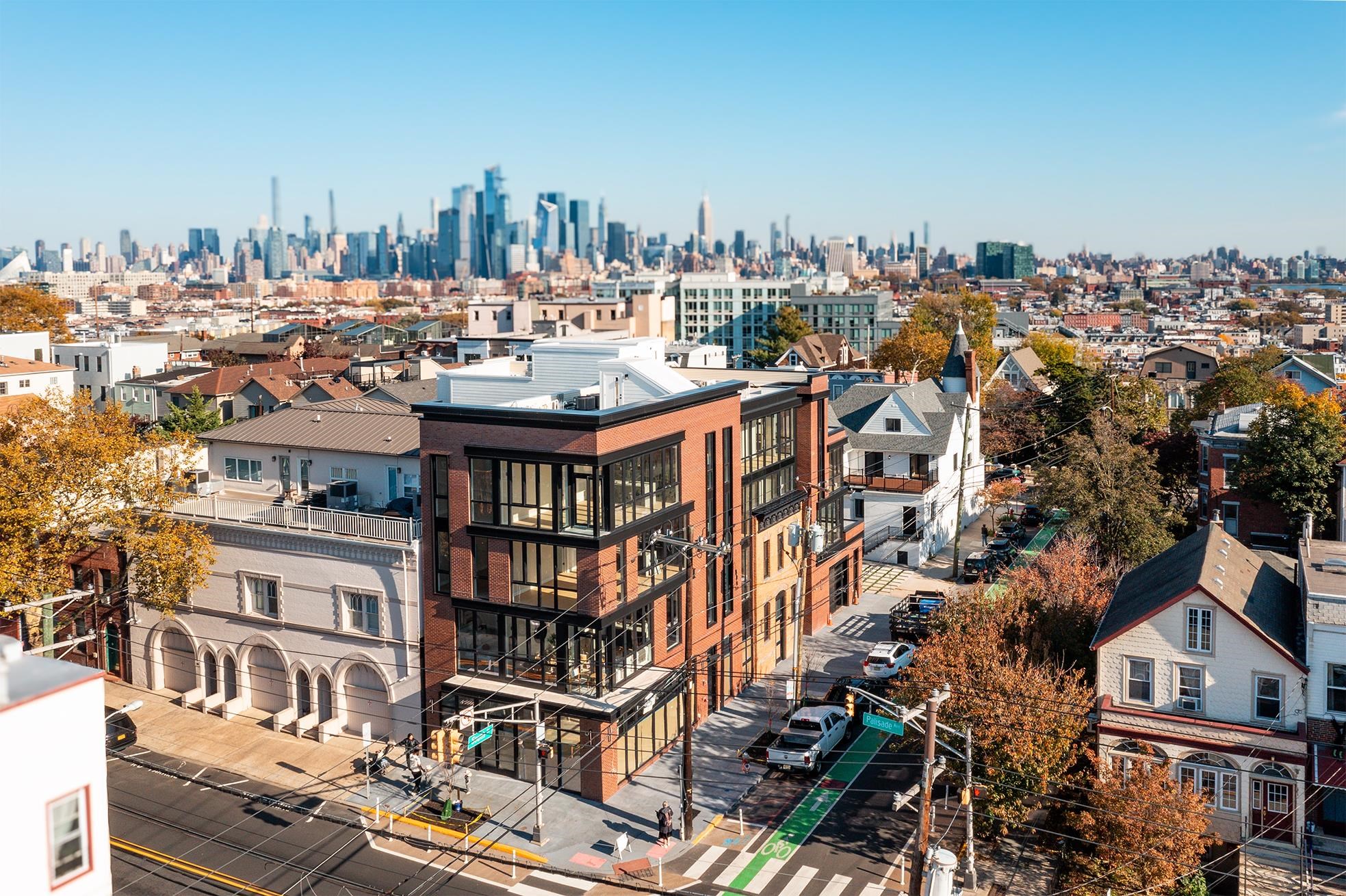 10 SOUTH ST Unit: 201