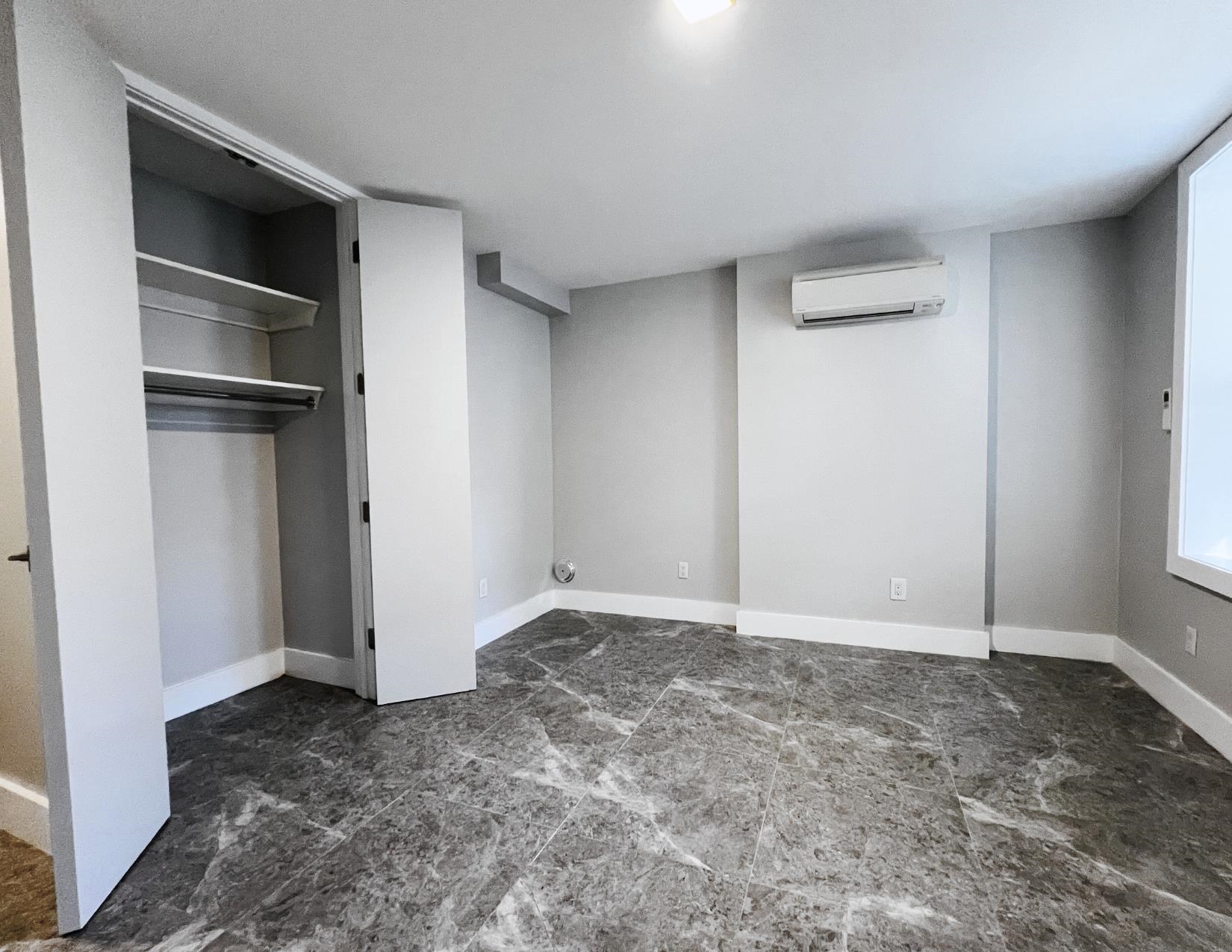 126 RANDOLPH AVE Unit: 1B