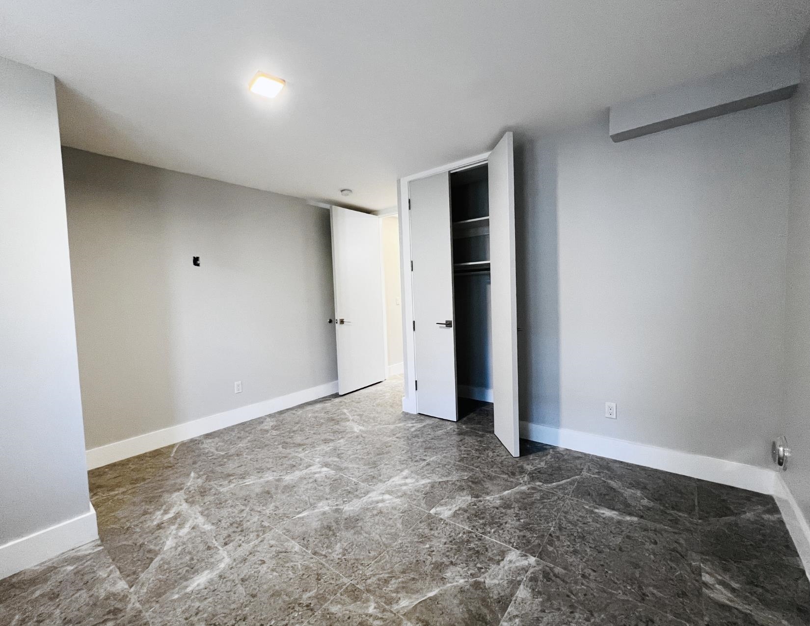126 RANDOLPH AVE Unit: 1B