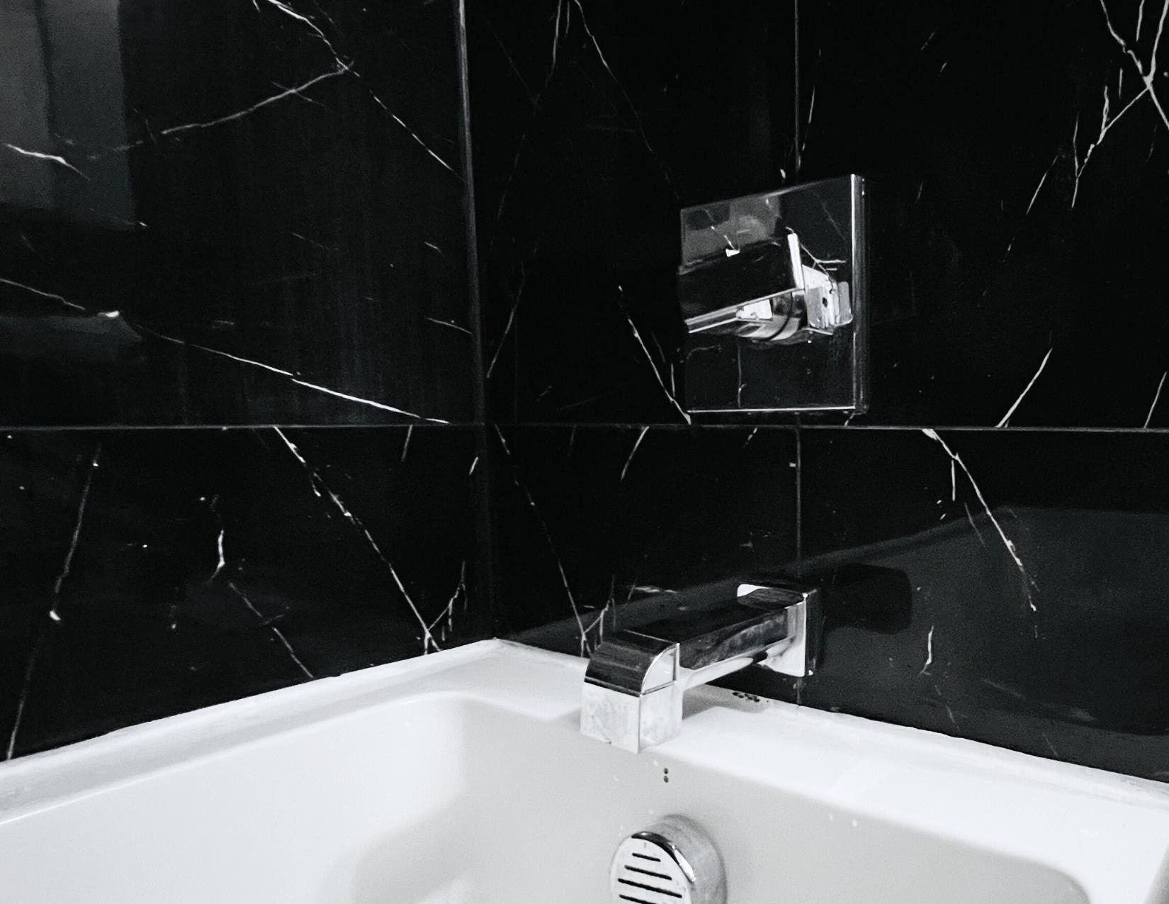 126 RANDOLPH AVE Unit: 1B