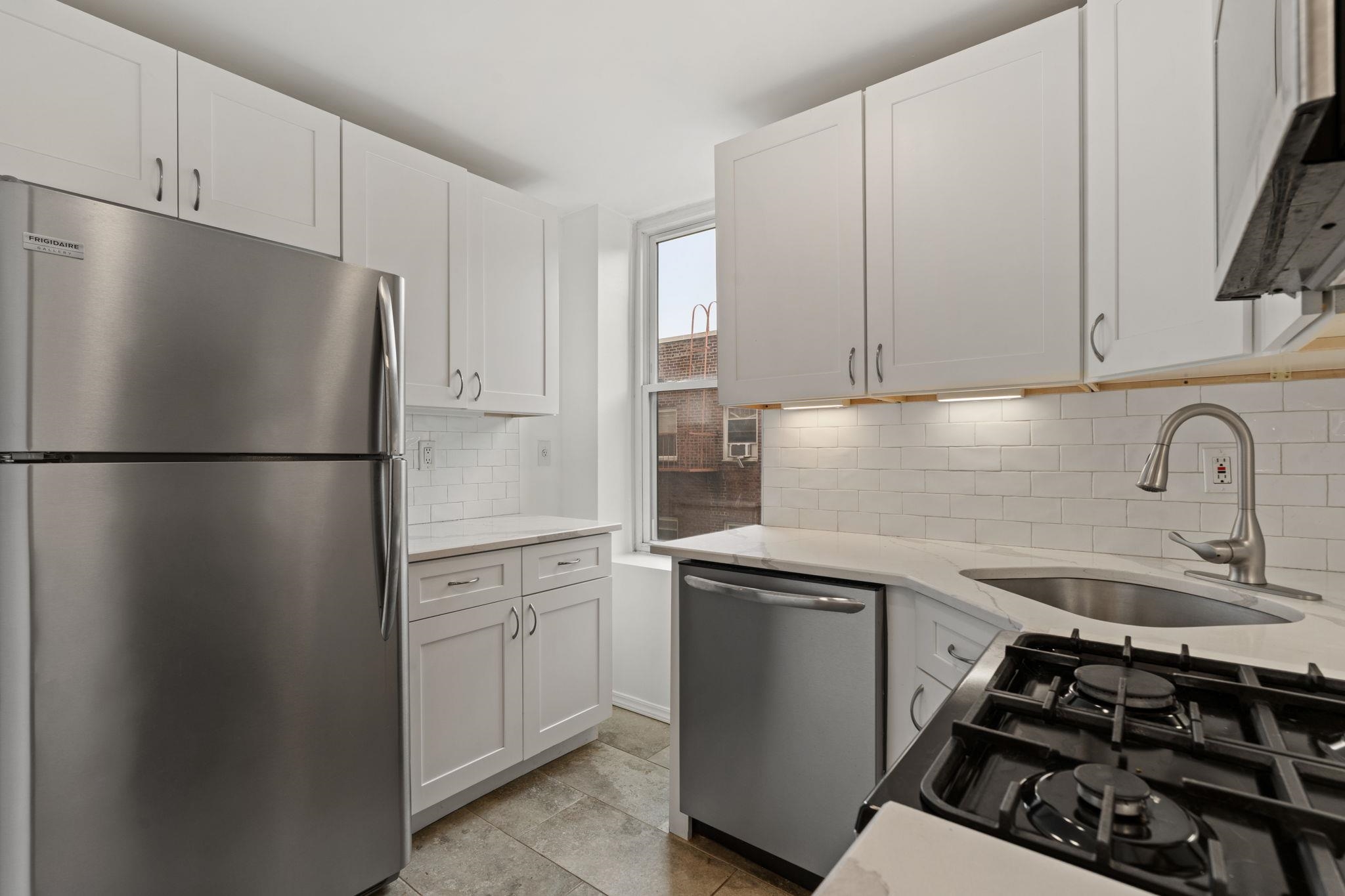 50 GLENWOOD AVE Unit: 309