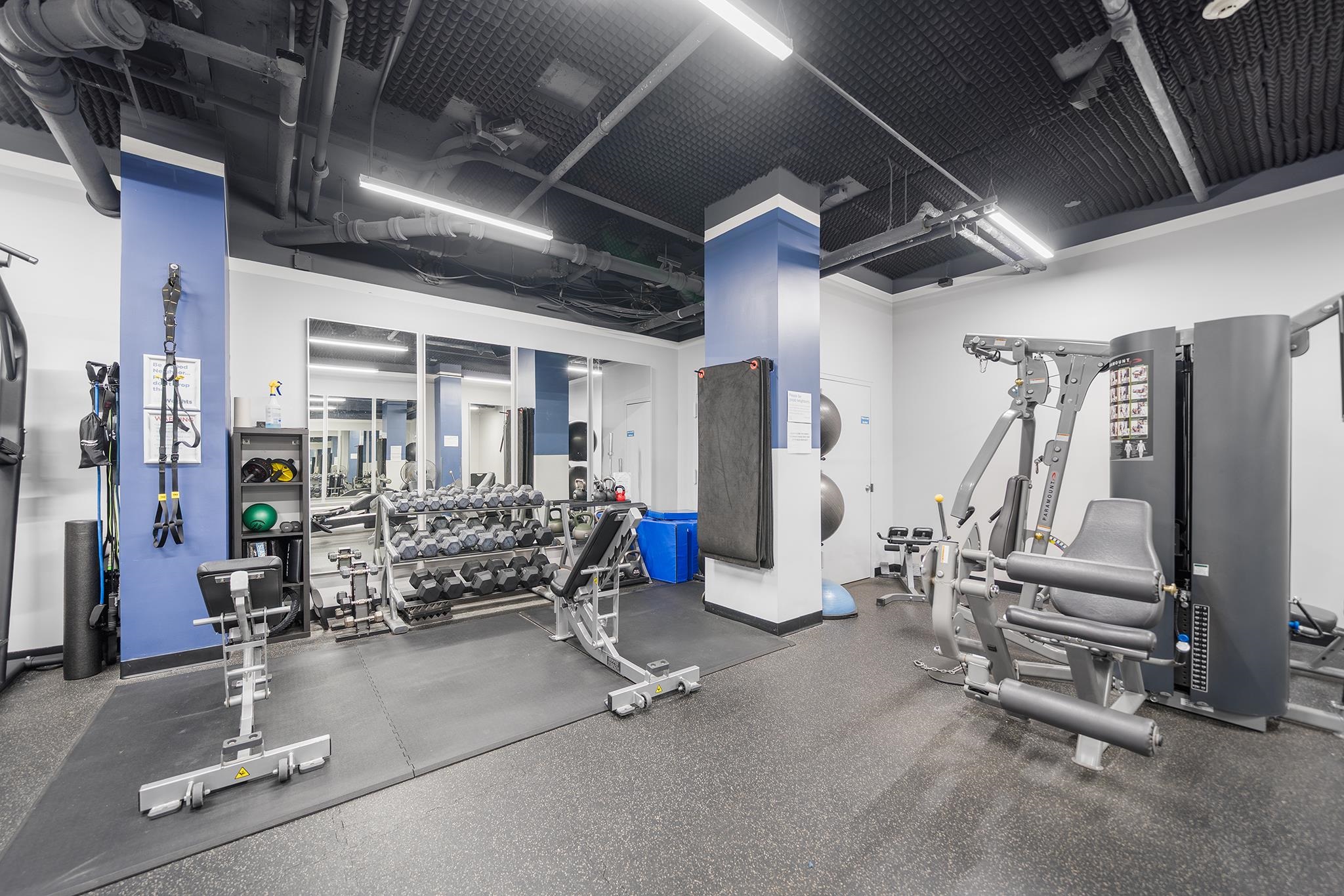 100 MANHATTAN AVE Unit: 416