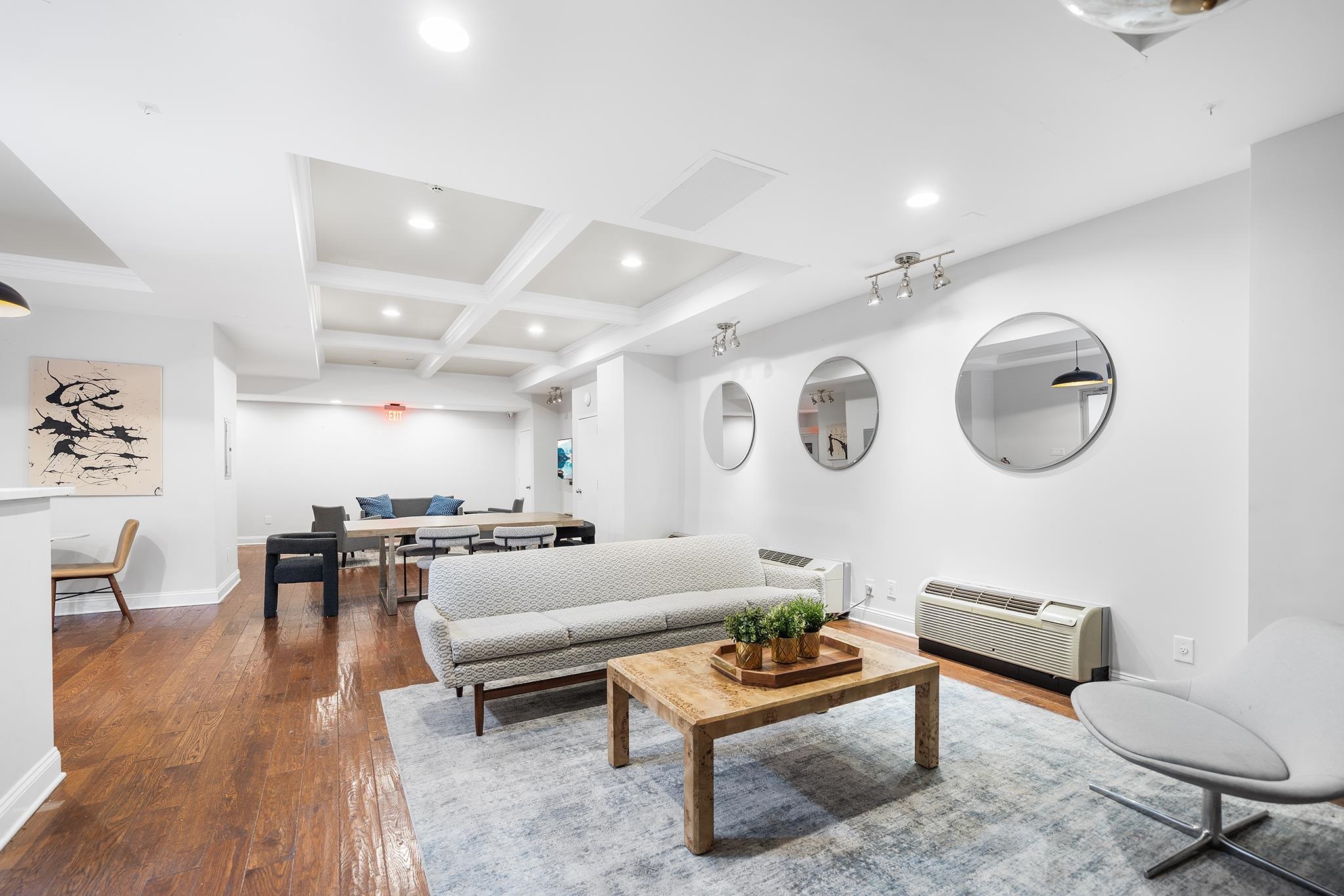 100 MANHATTAN AVE Unit: 416