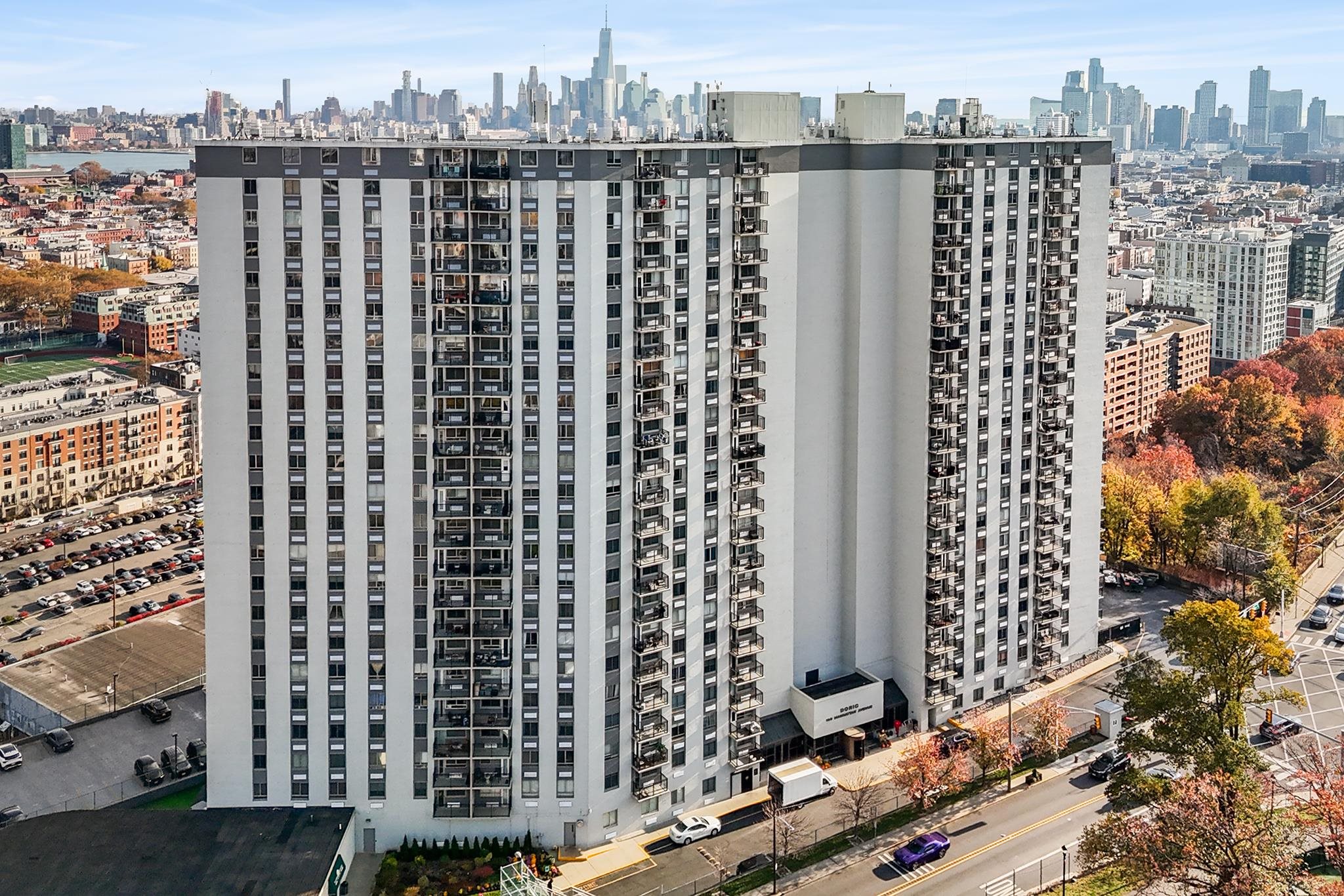 100 MANHATTAN AVE Unit: 416