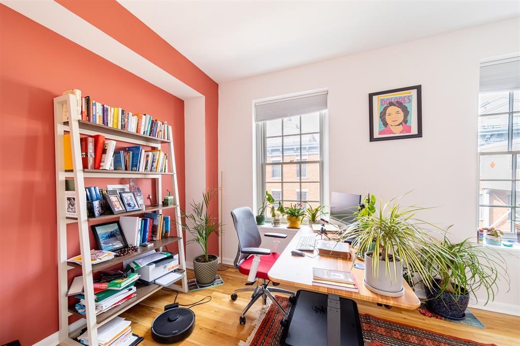 187 WAYNE ST Unit: 409C