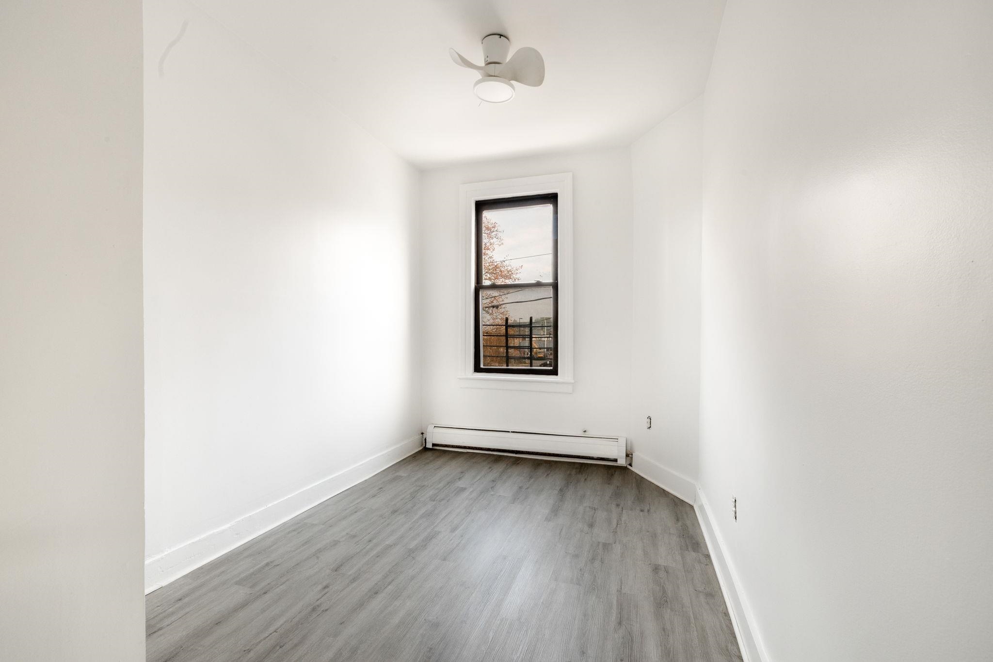 169 HALLADAY ST Unit: 2