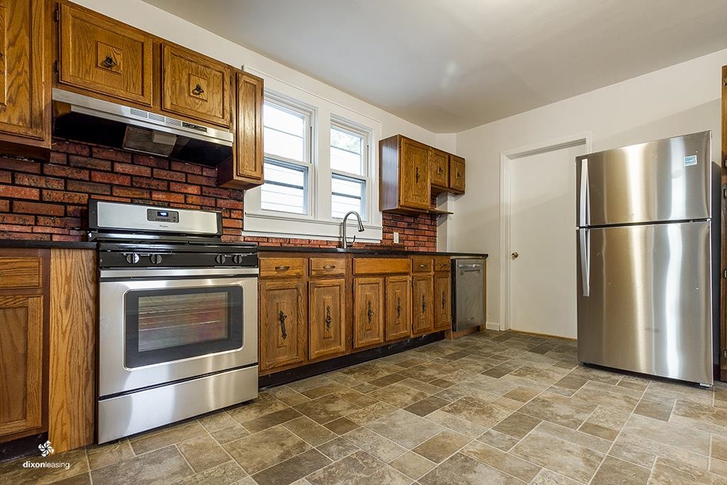 178 AVENUE F