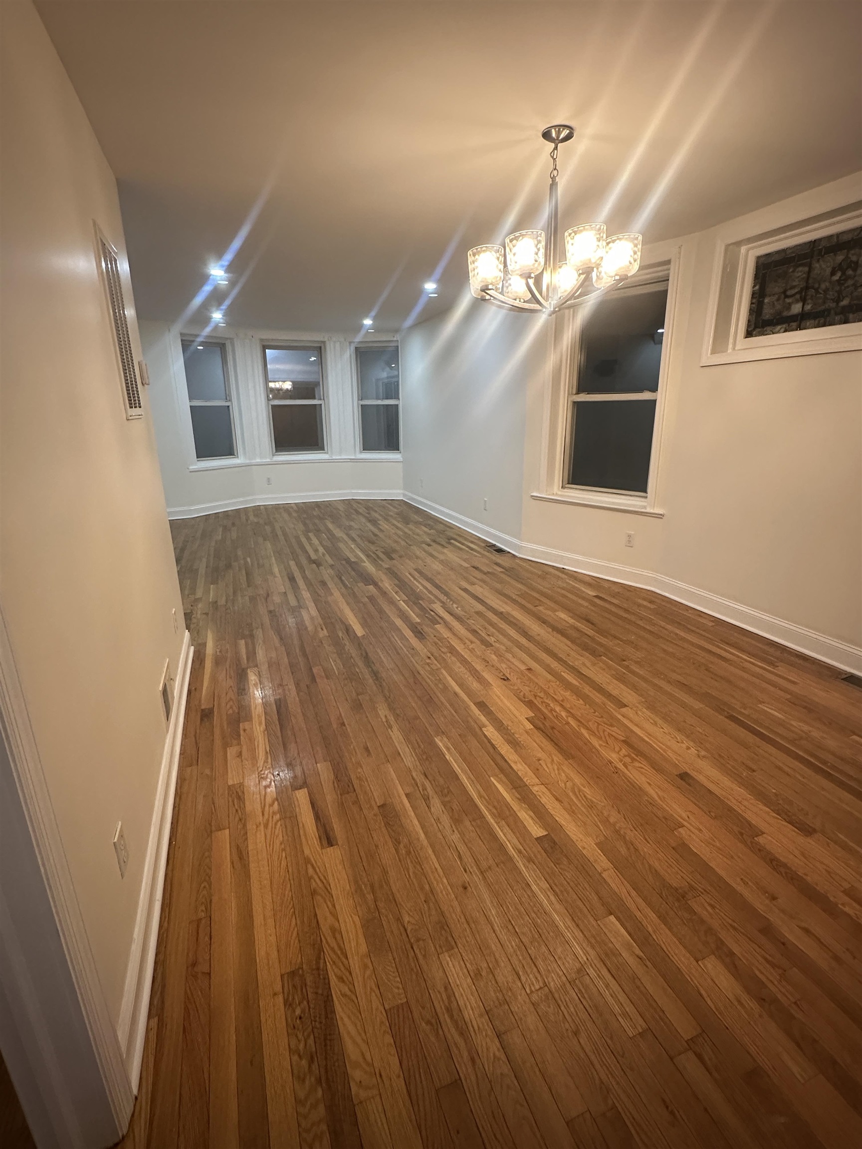 192 FAIRVIEW AVE
