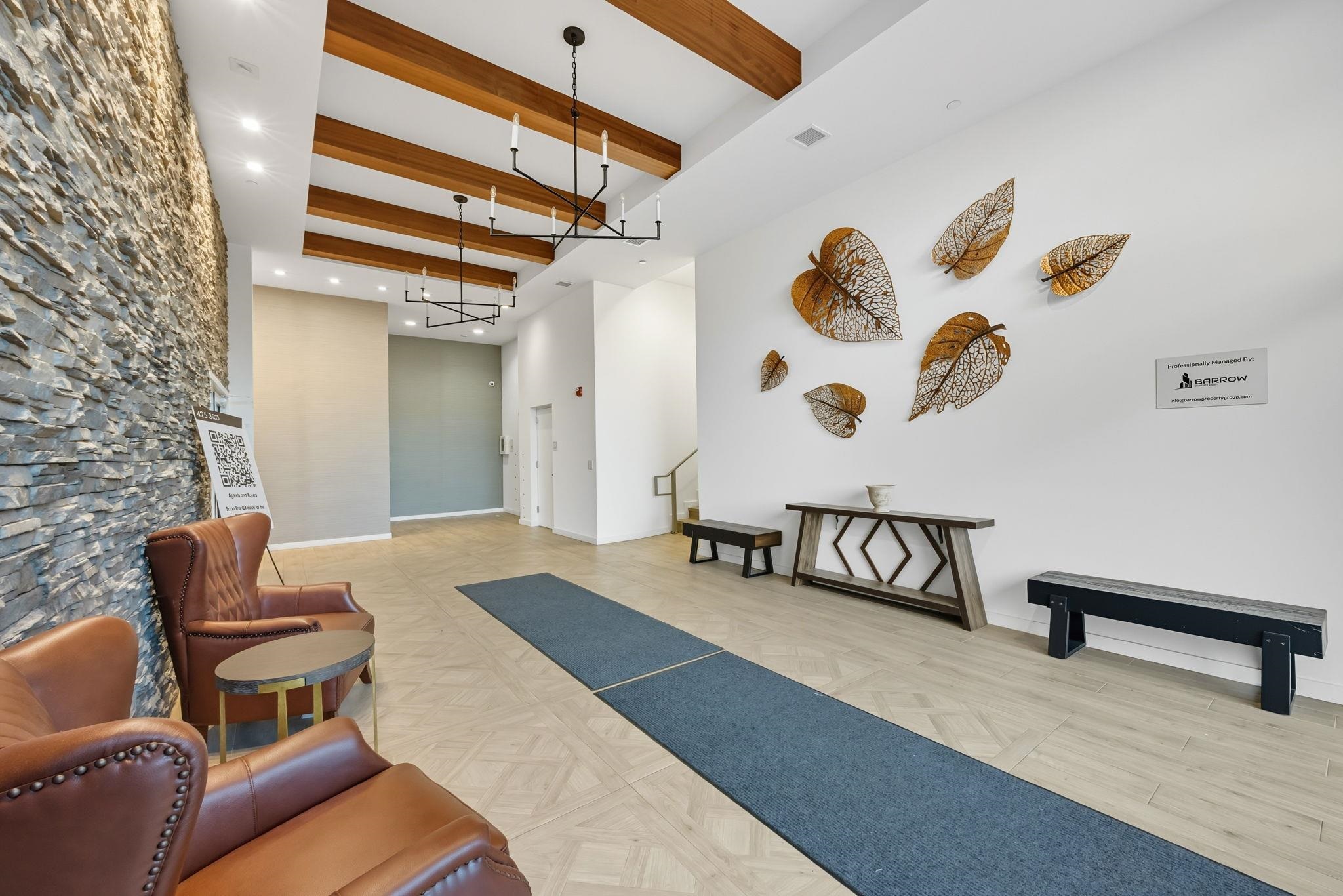 425 3RD ST Unit: 308