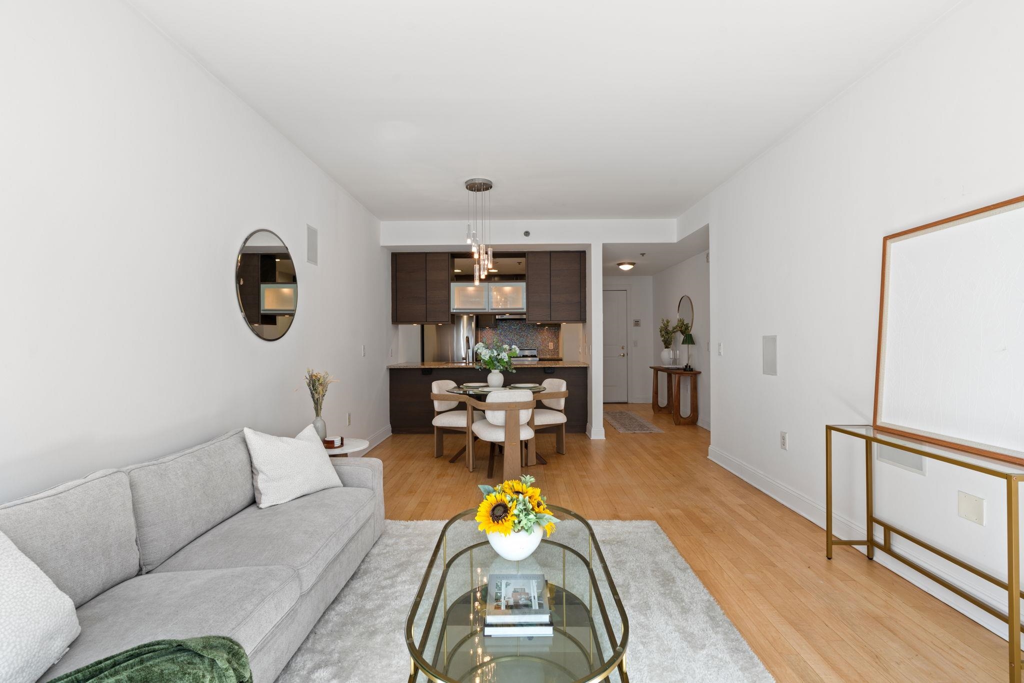 10 REGENT ST Unit: 501