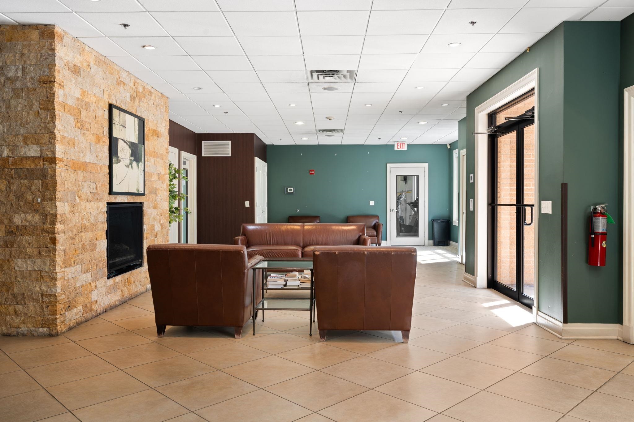 10 REGENT ST Unit: 501