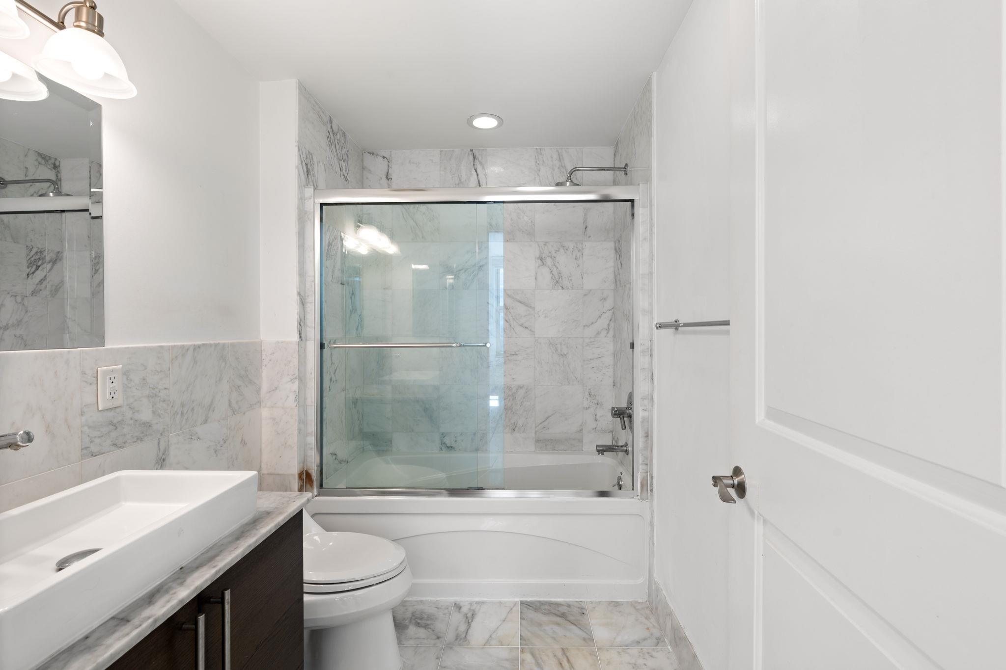 10 REGENT ST Unit: 501