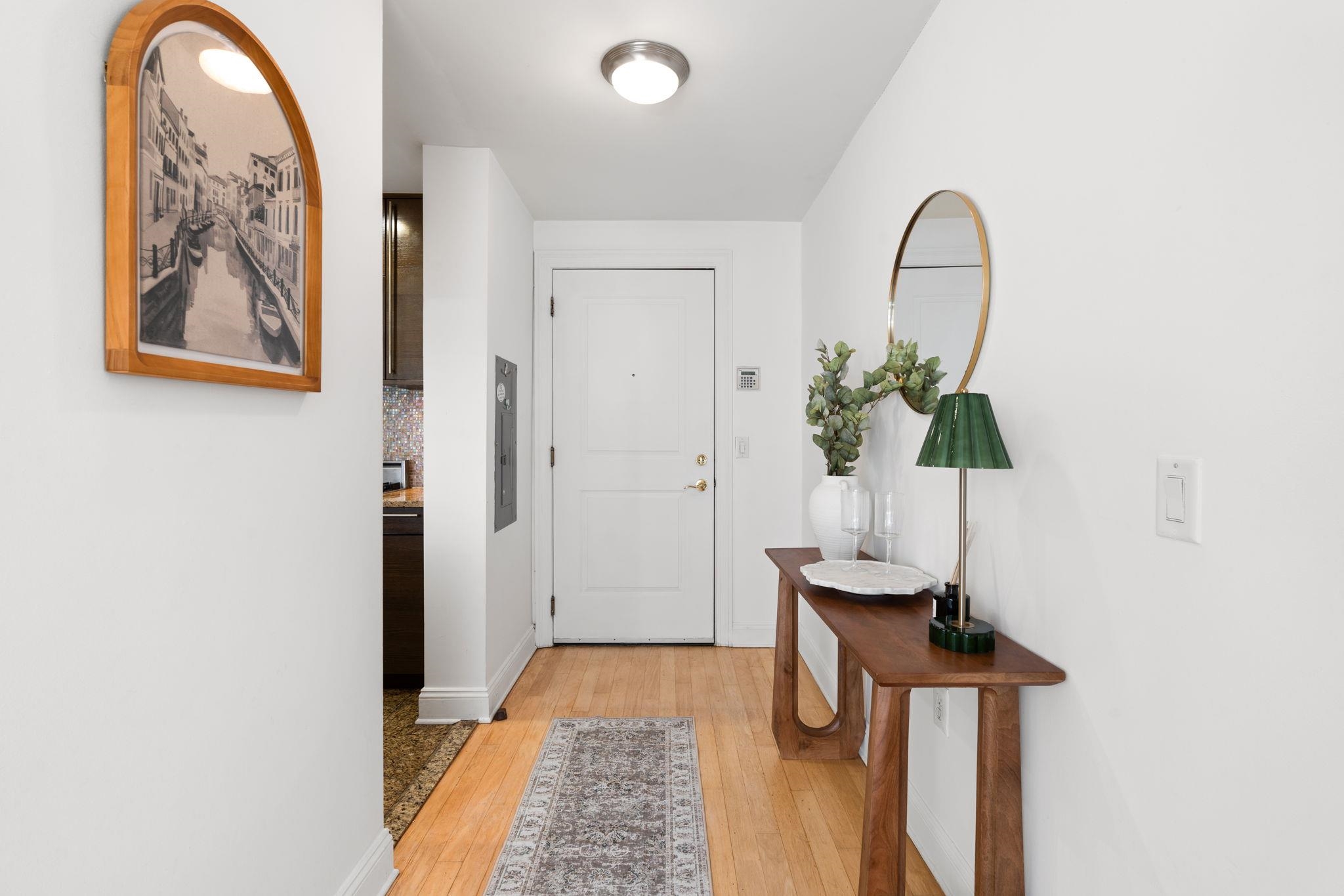 10 REGENT ST Unit: 501