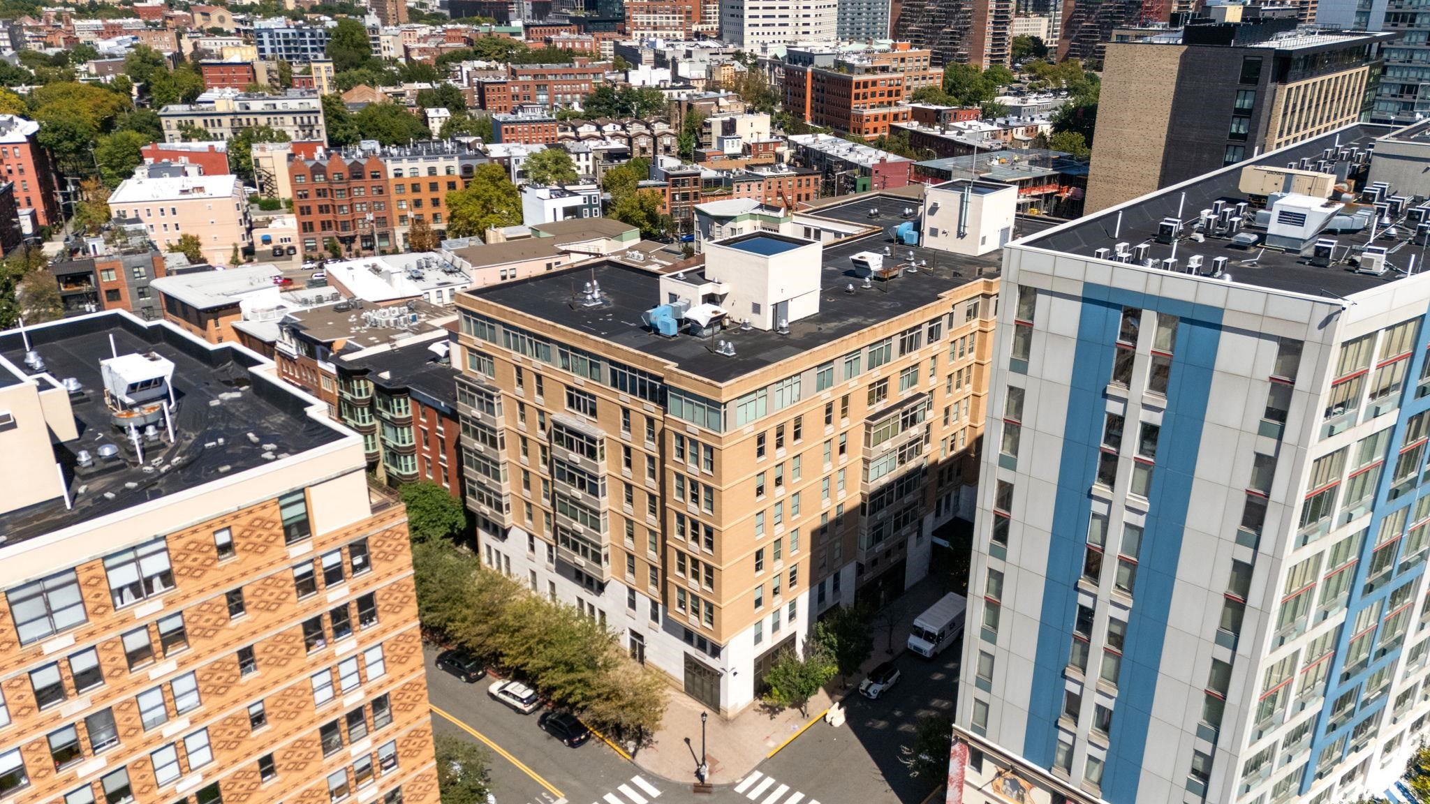 10 REGENT ST Unit: 501