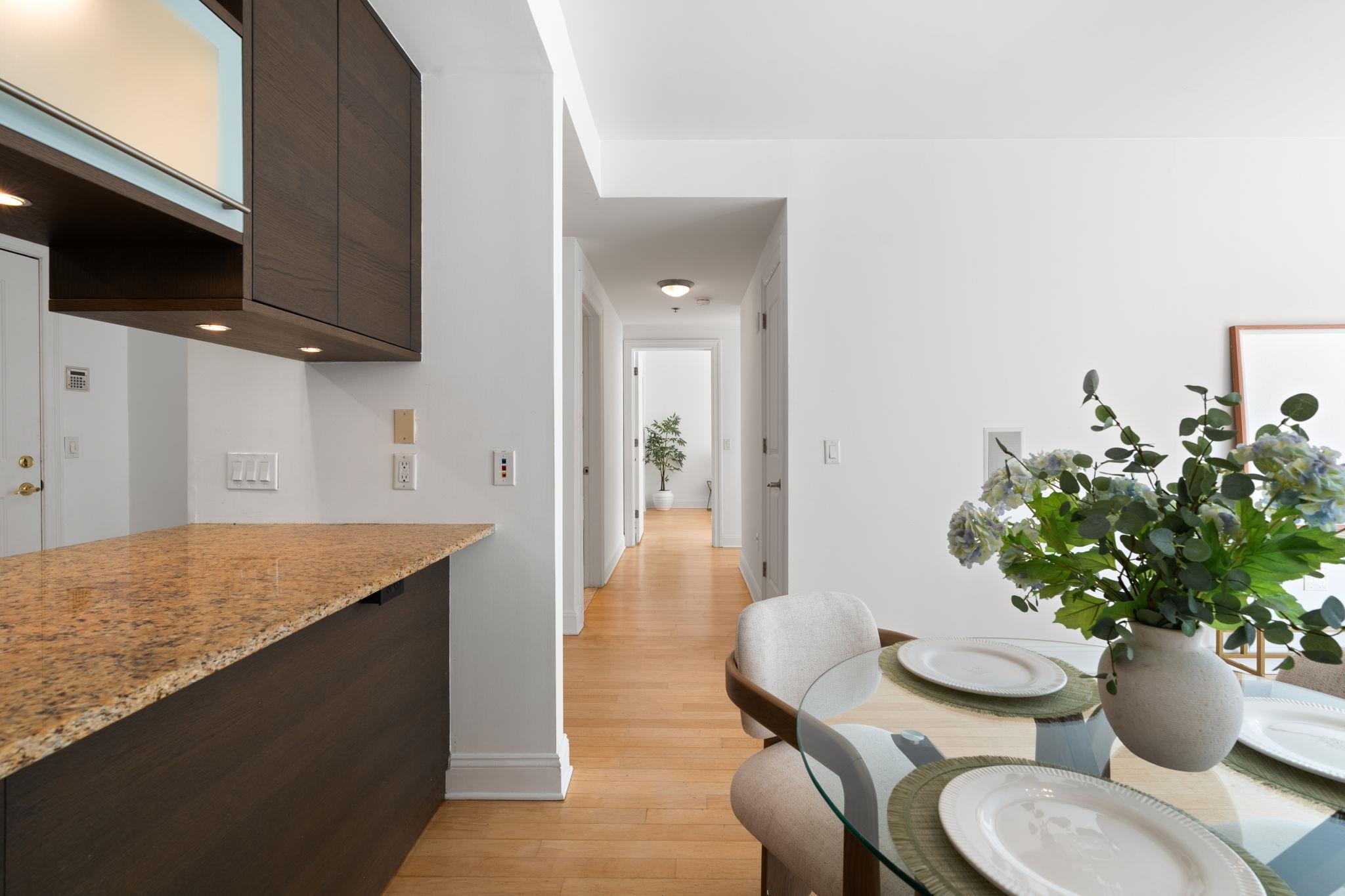 10 REGENT ST Unit: 501
