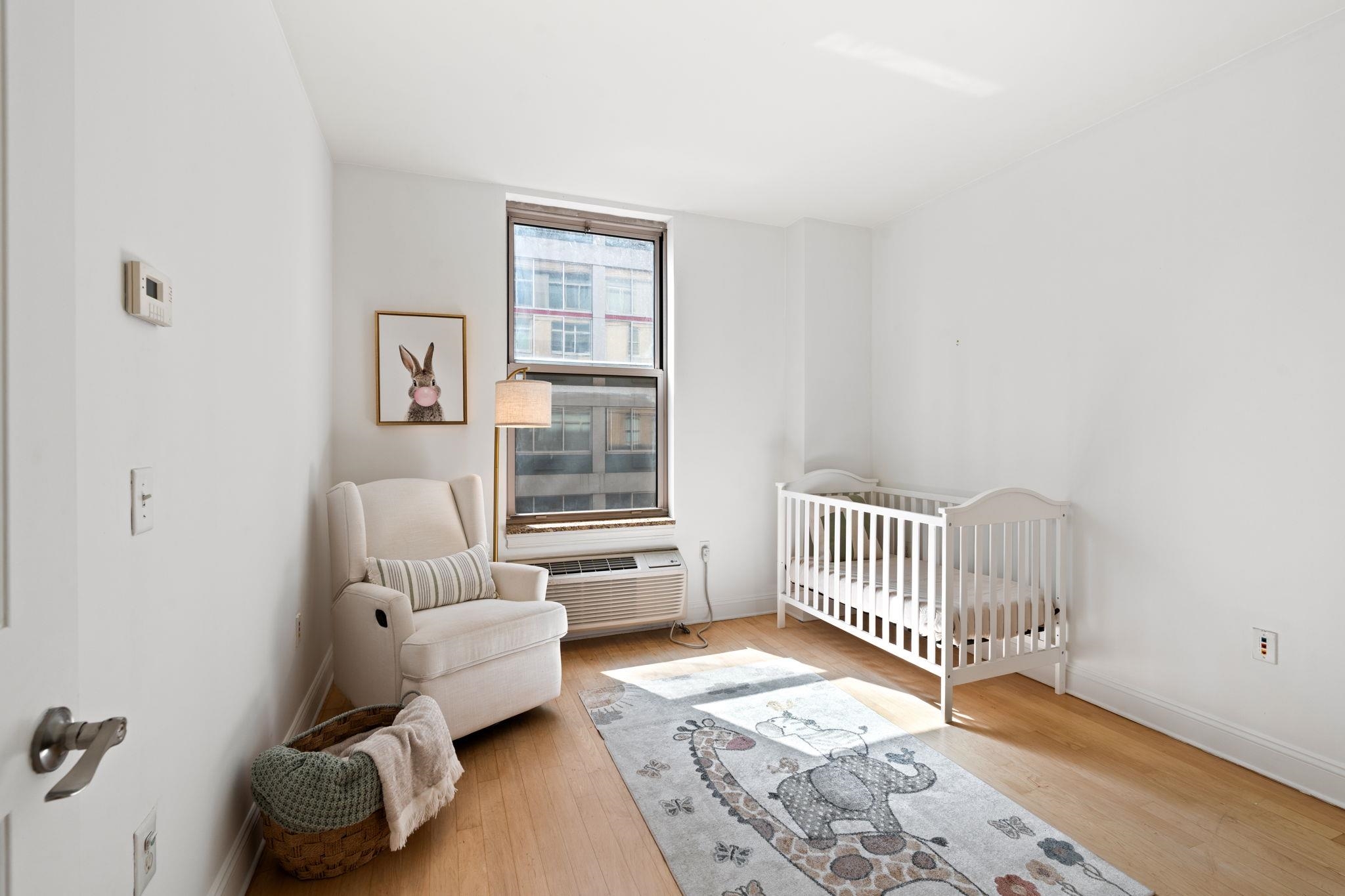 10 REGENT ST Unit: 501