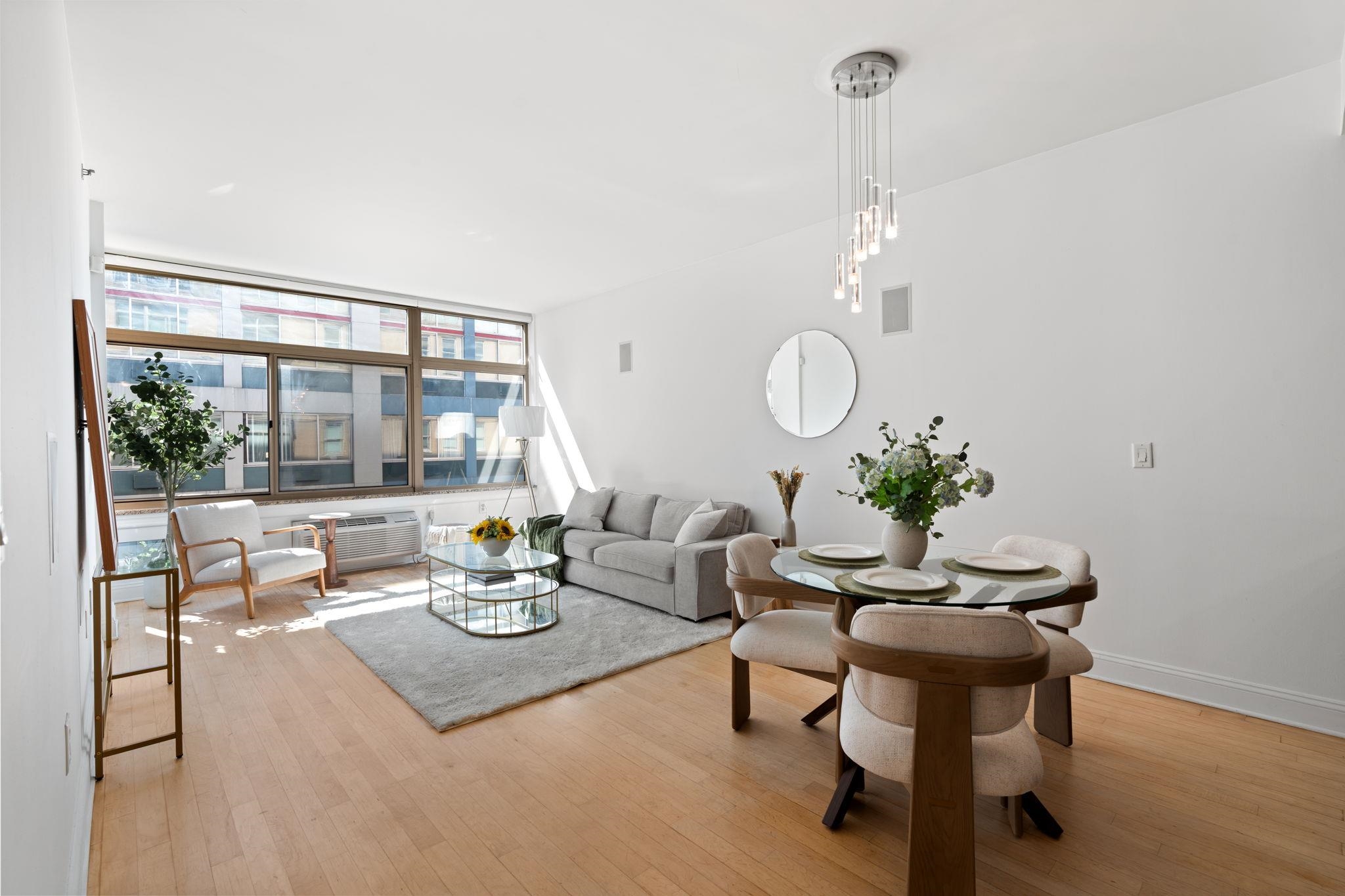 10 REGENT ST Unit: 501