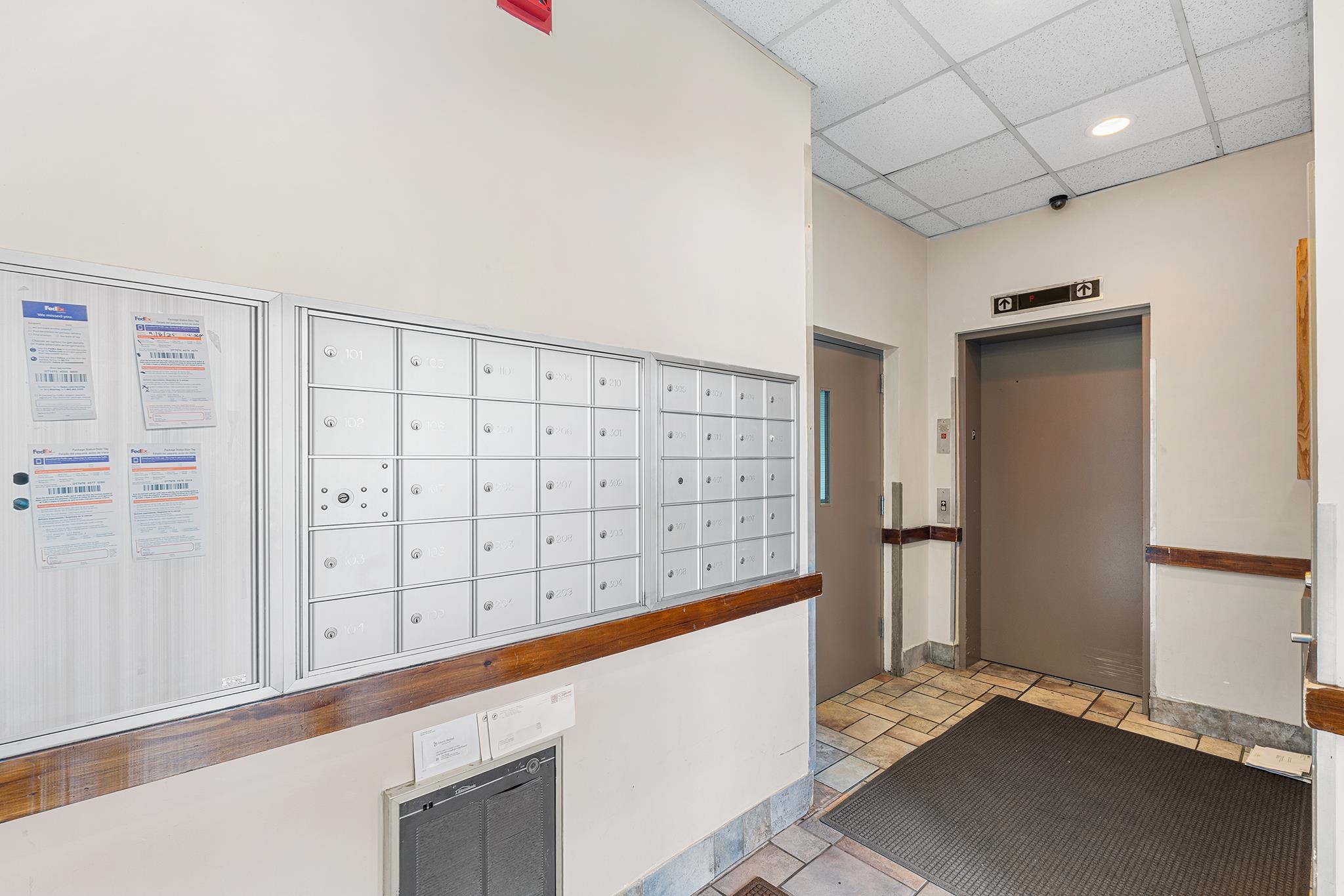 7430 JOHN F KENNEDY BLVD Unit: 403