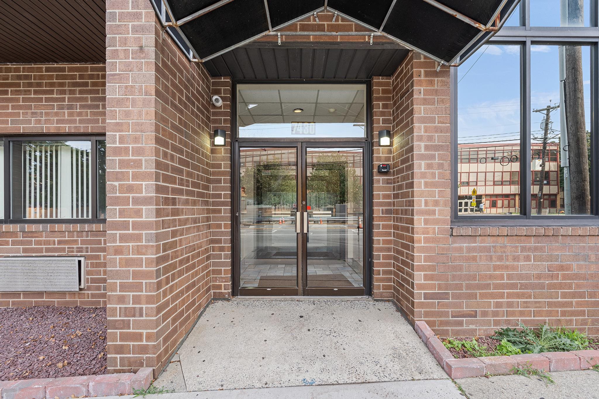 7430 JOHN F KENNEDY BLVD Unit: 403