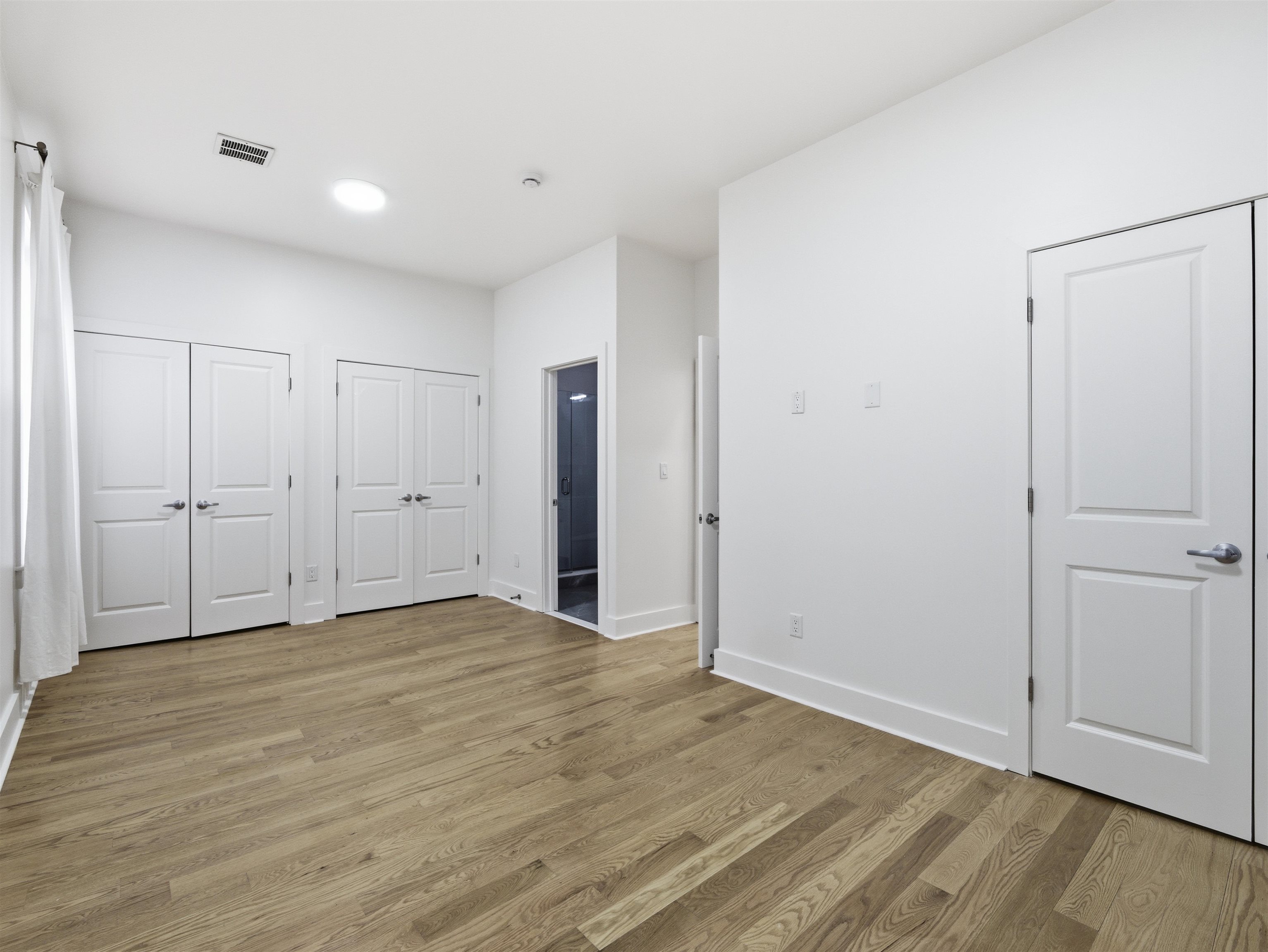 32 CHARLES ST Unit: 201