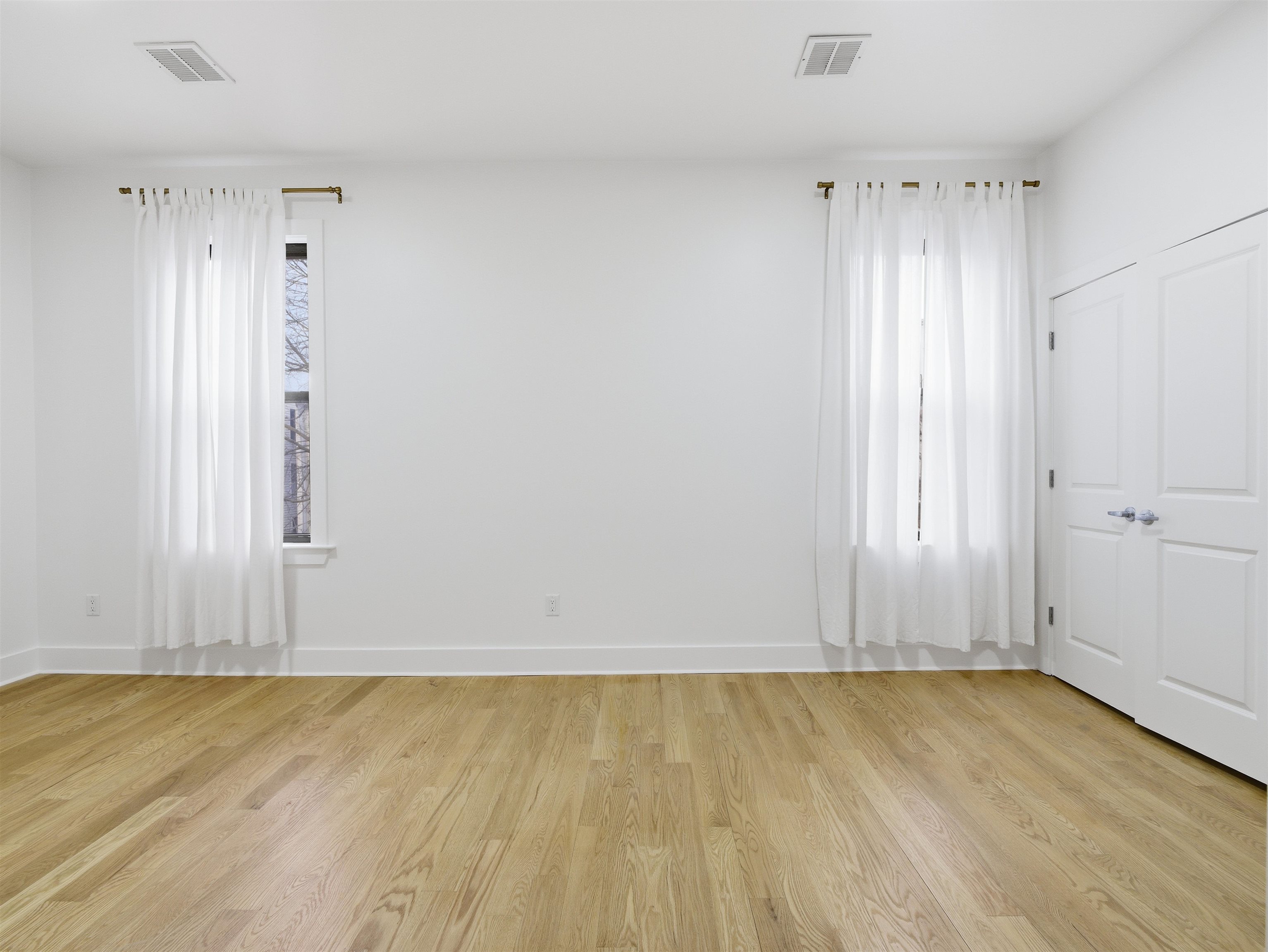 32 CHARLES ST Unit: 201