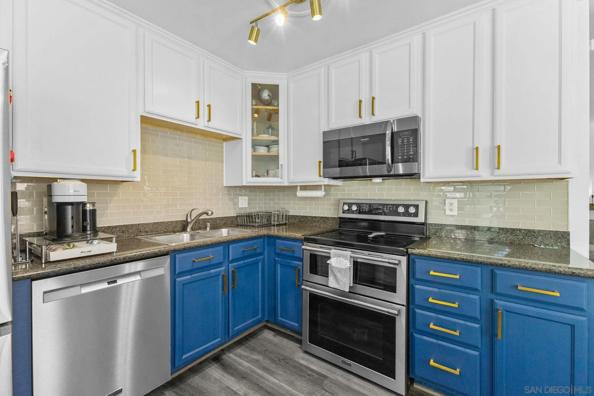 6333 College Grove Way Unit #7108