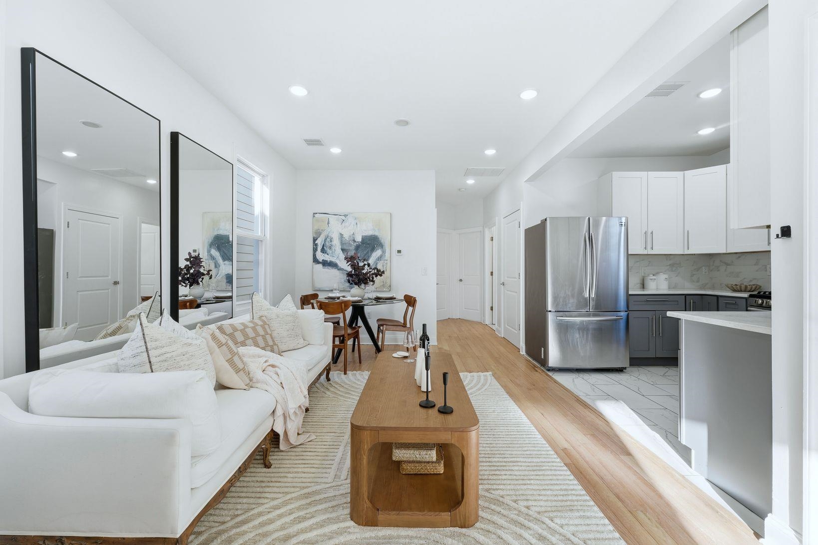 23 RANDOLPH AVE Unit: 2